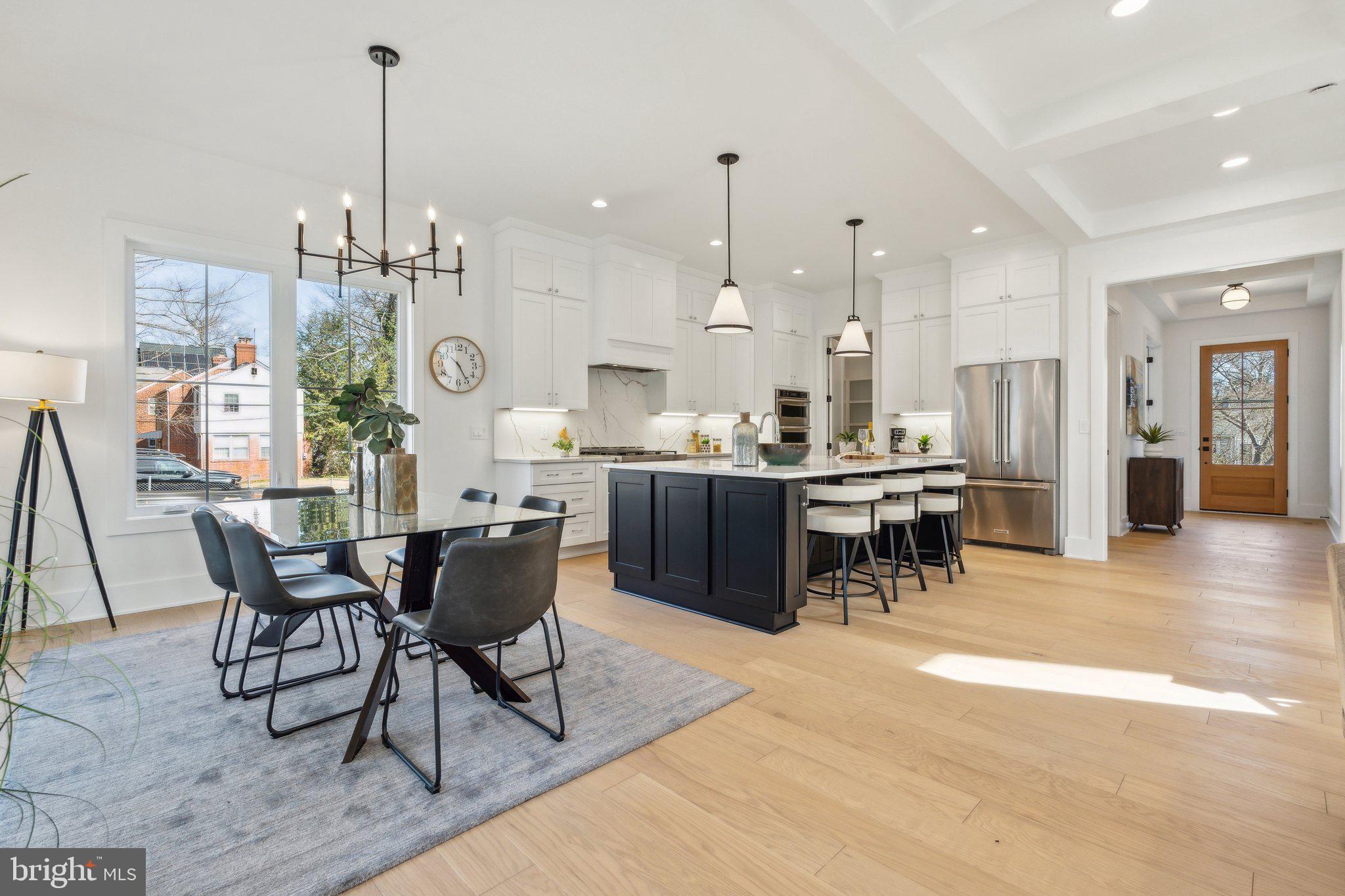 WAYCROFT - WOODLAWN - Residential