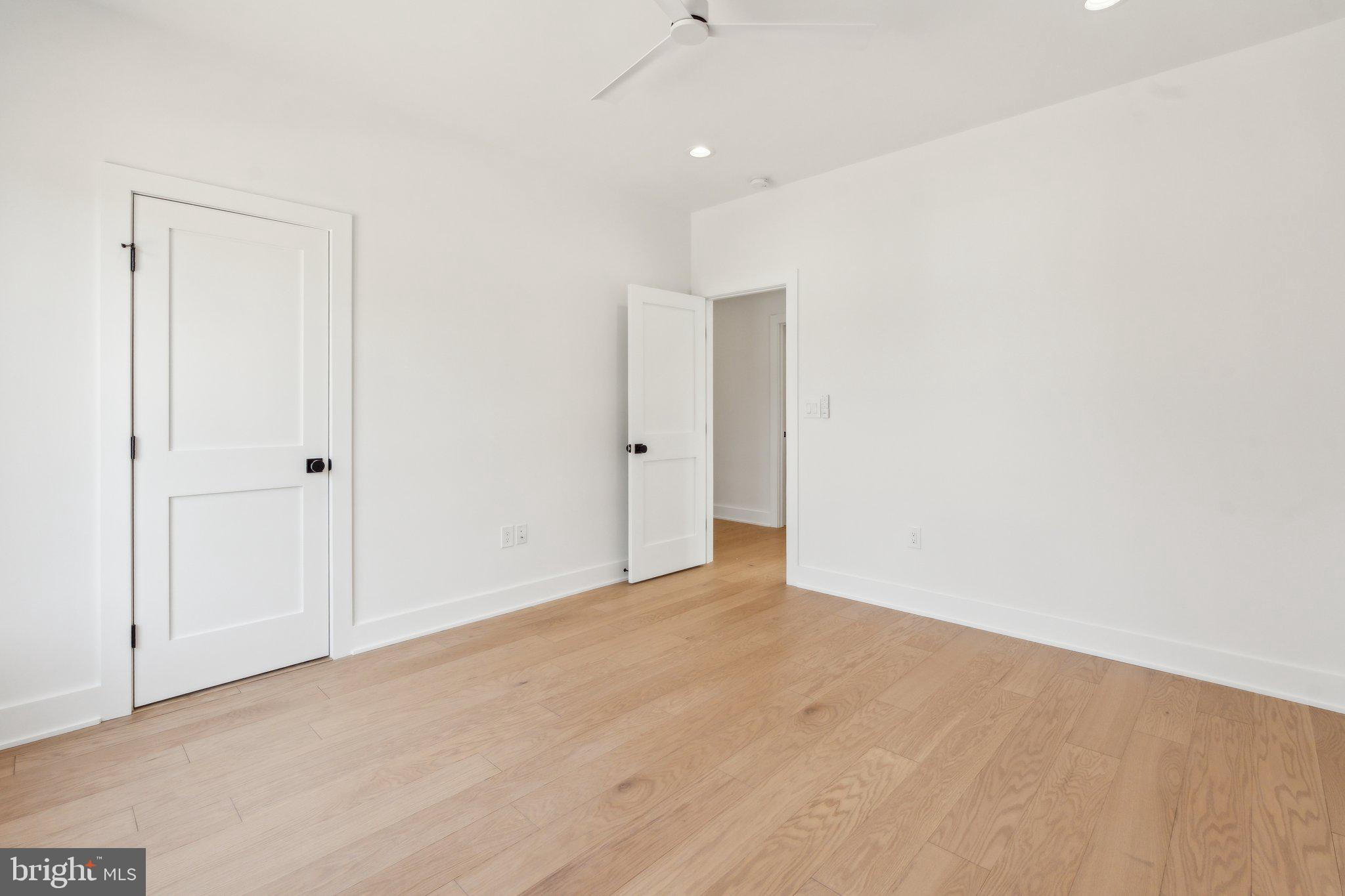 WAYCROFT - WOODLAWN - Residential