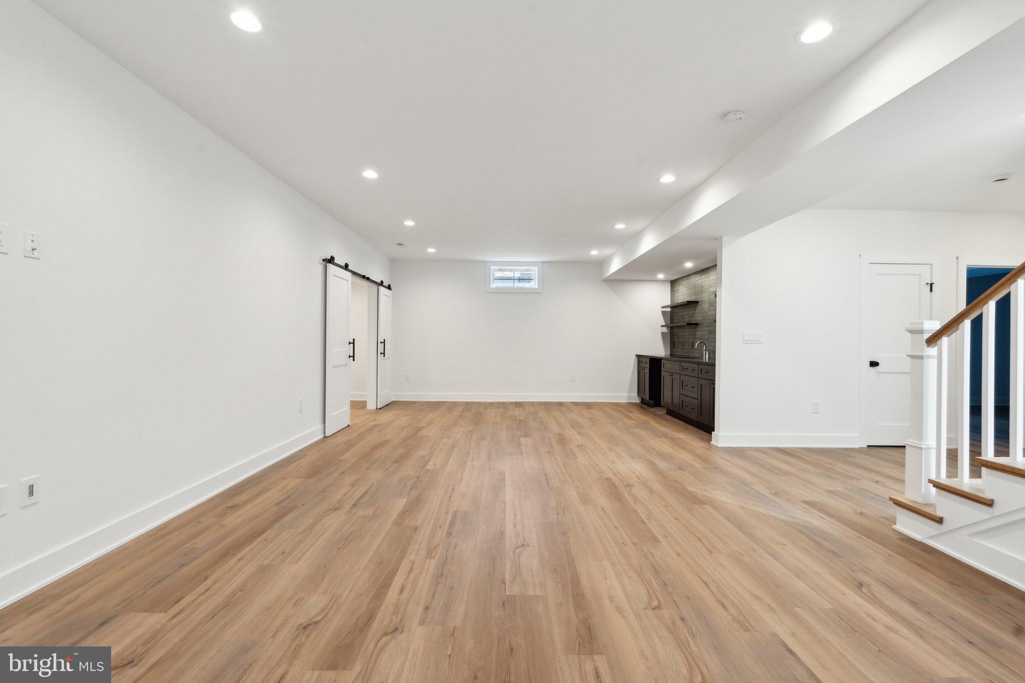 WAYCROFT - WOODLAWN - Residential