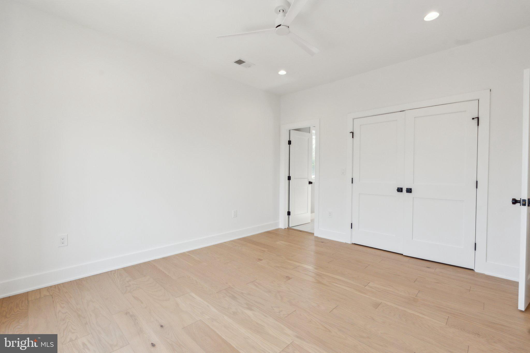 WAYCROFT - WOODLAWN - Residential