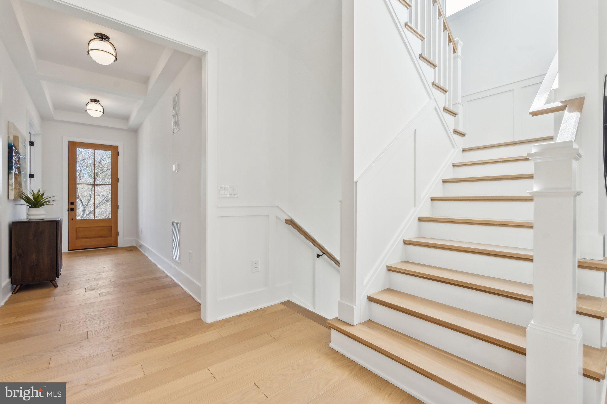 WAYCROFT - WOODLAWN - Residential