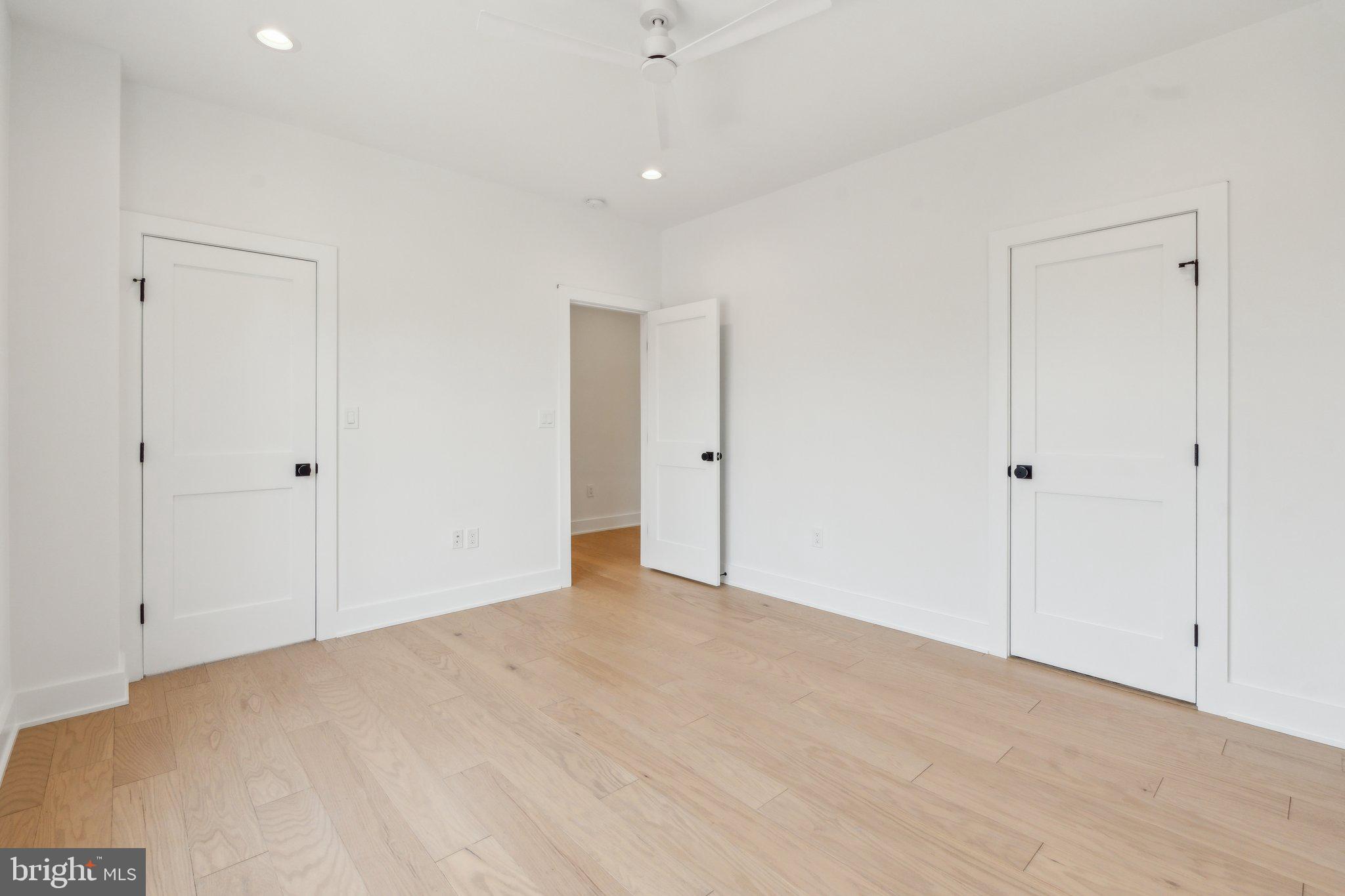 WAYCROFT - WOODLAWN - Residential