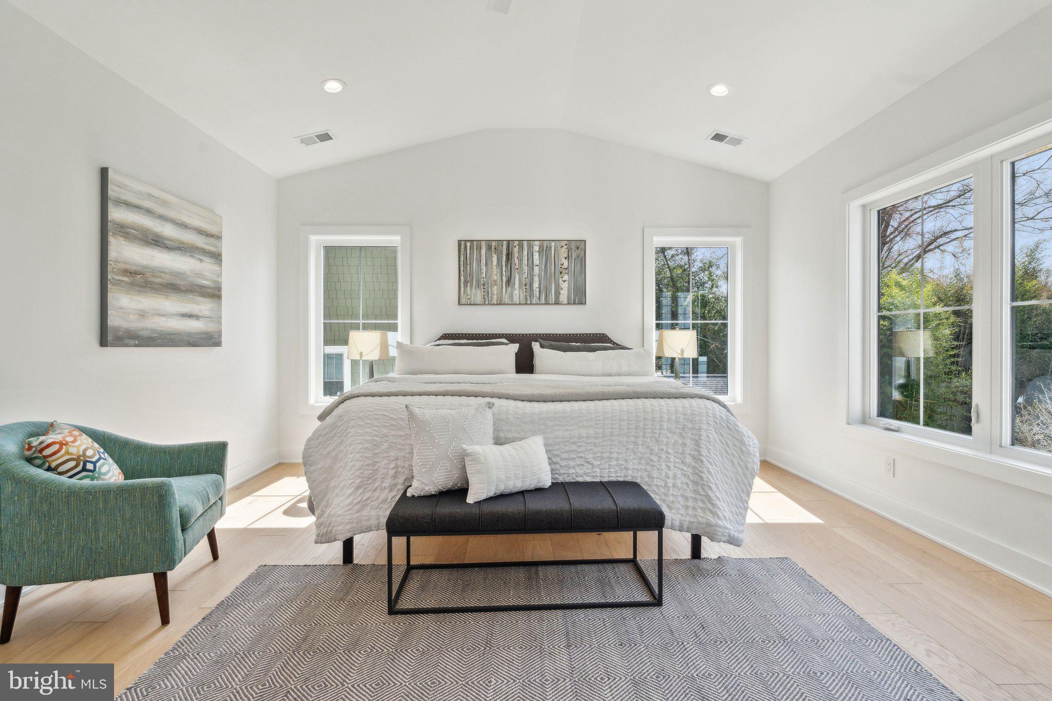 WAYCROFT - WOODLAWN - Residential