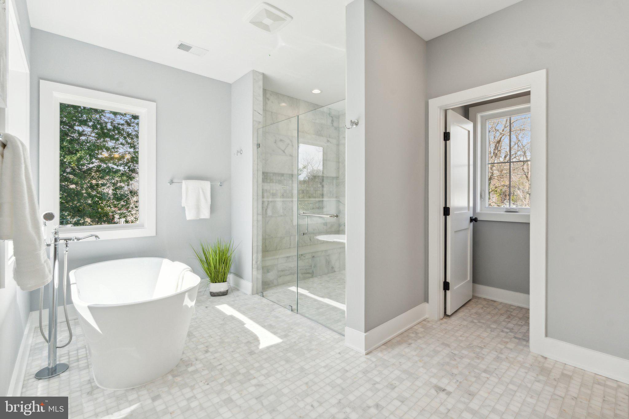 WAYCROFT - WOODLAWN - Residential