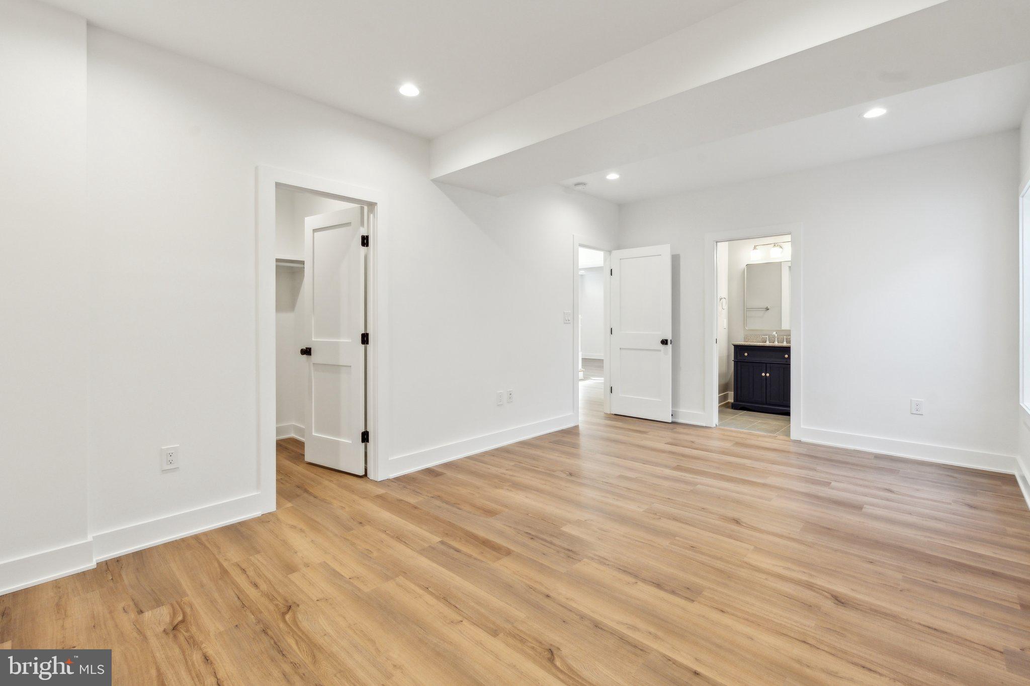 WAYCROFT - WOODLAWN - Residential