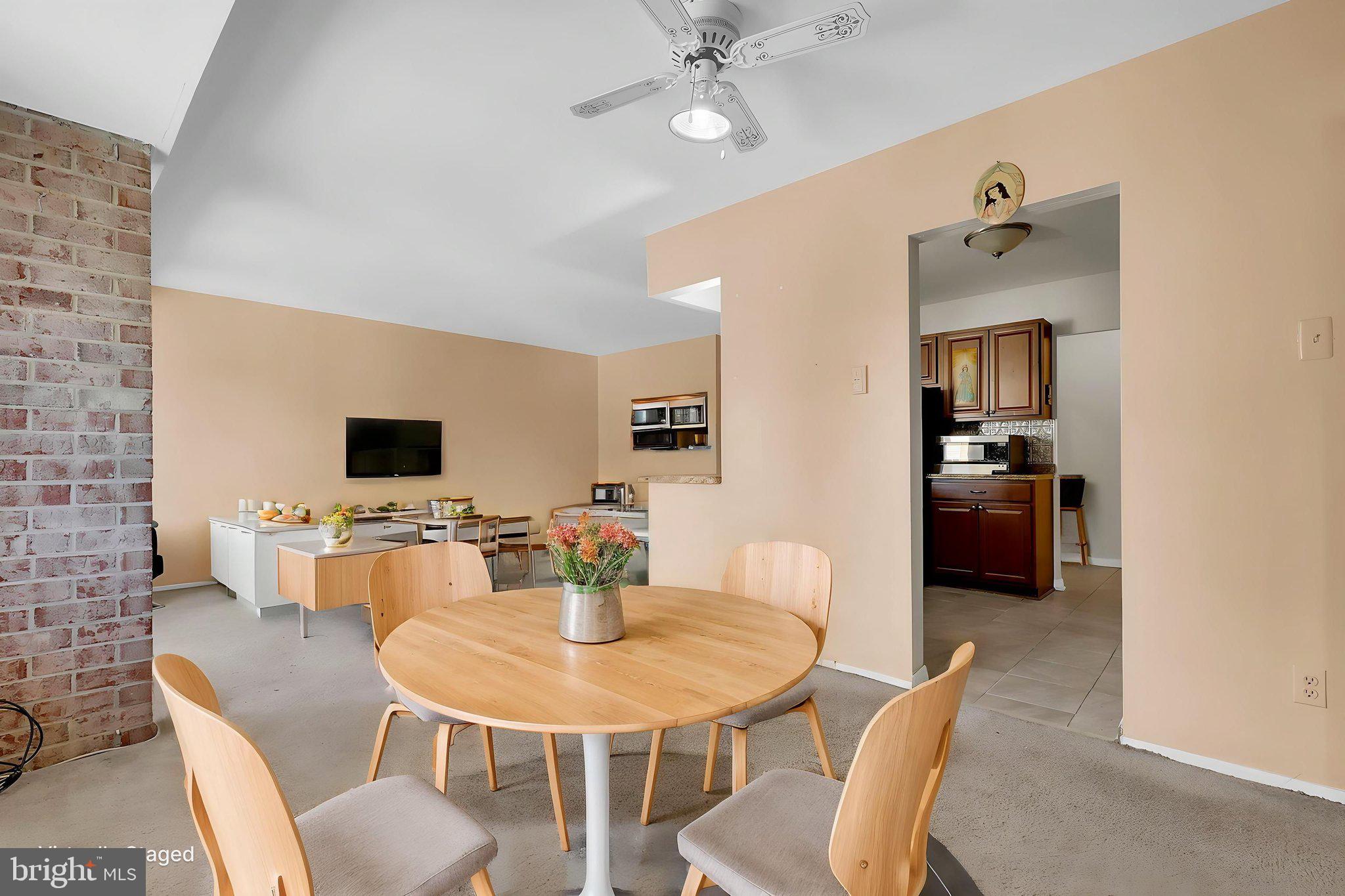 THOMAS CHOICE GARDENS - Residential