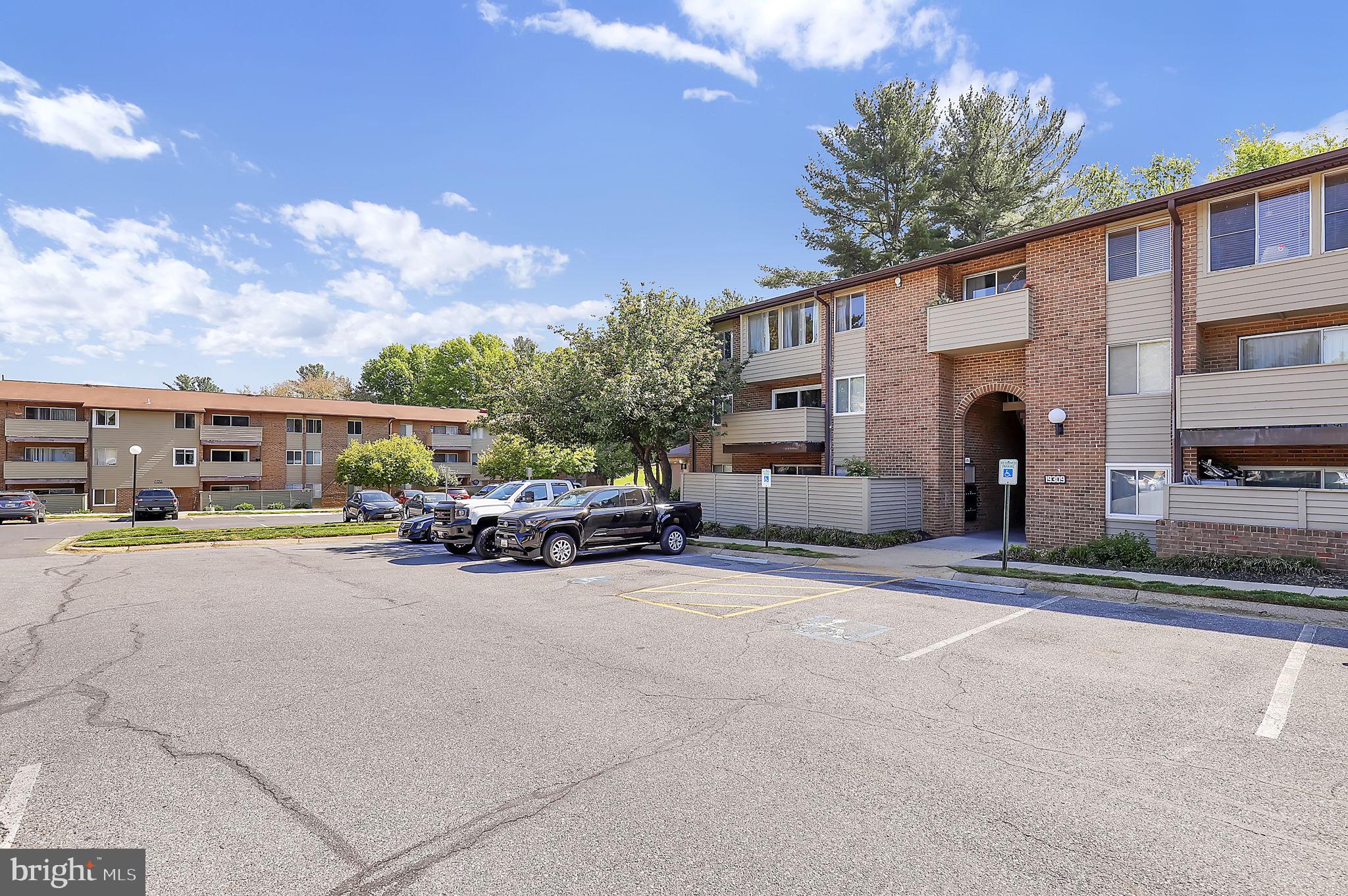 THOMAS CHOICE GARDENS - Residential
