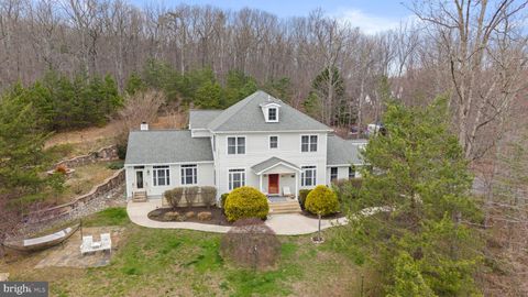 Homes For Sale - 4752 Greene Love Lane<br/> MARSHALL, VA 20115