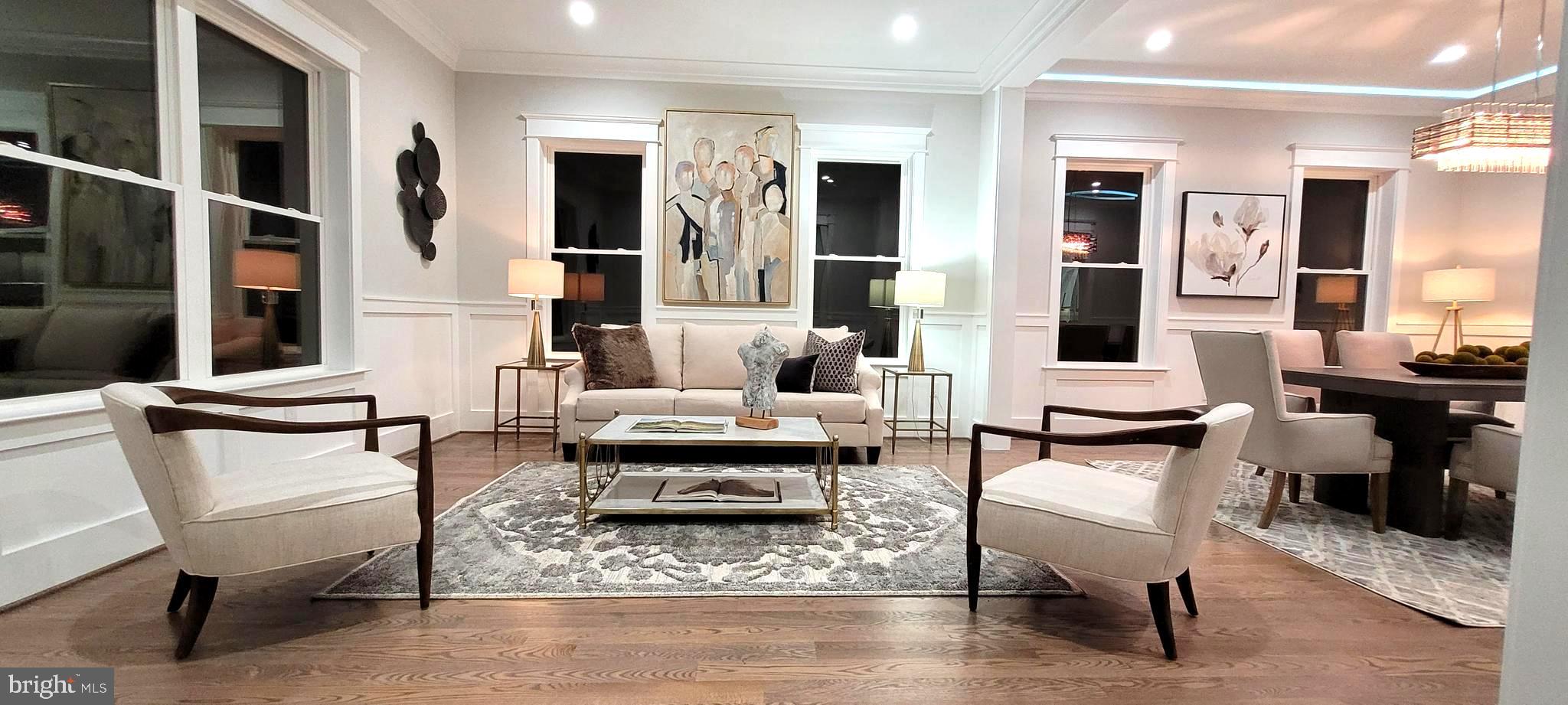 VIENNA WOODS - Residential