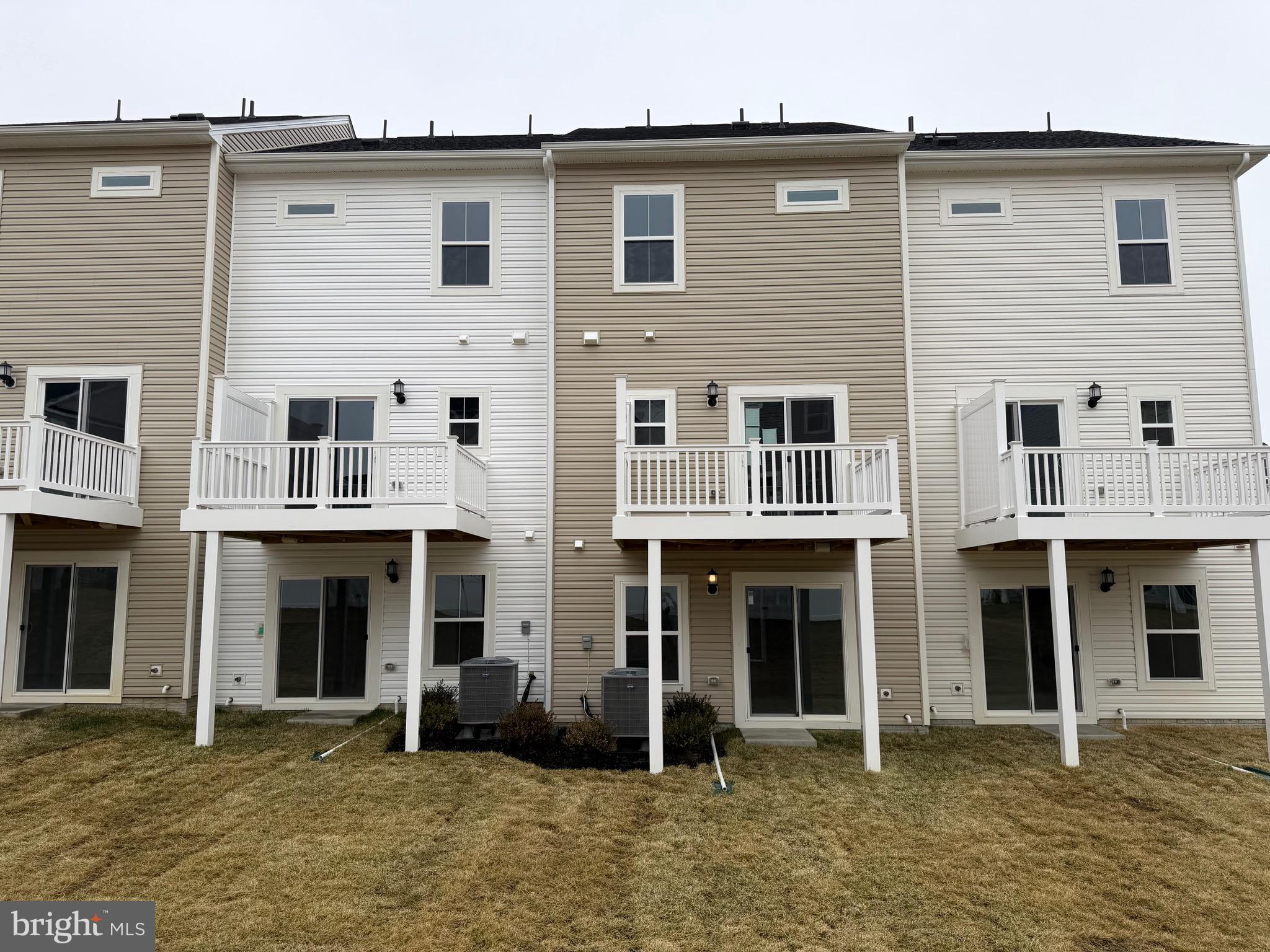 ST. CHARLES TOWNS - Residential