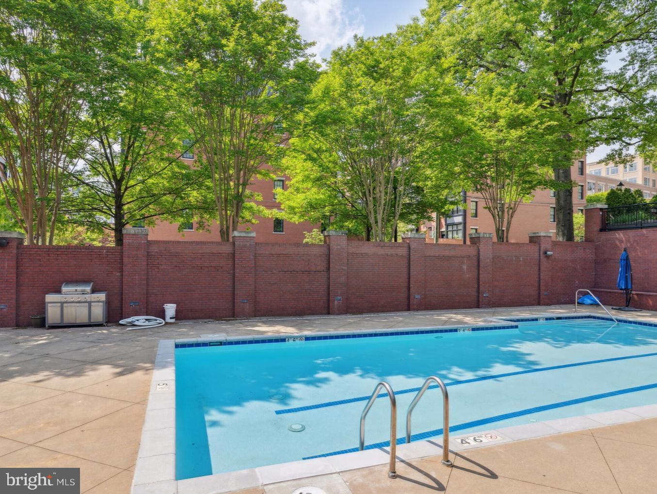 THE WOOSTER AND MERCER LOFTS - Residential