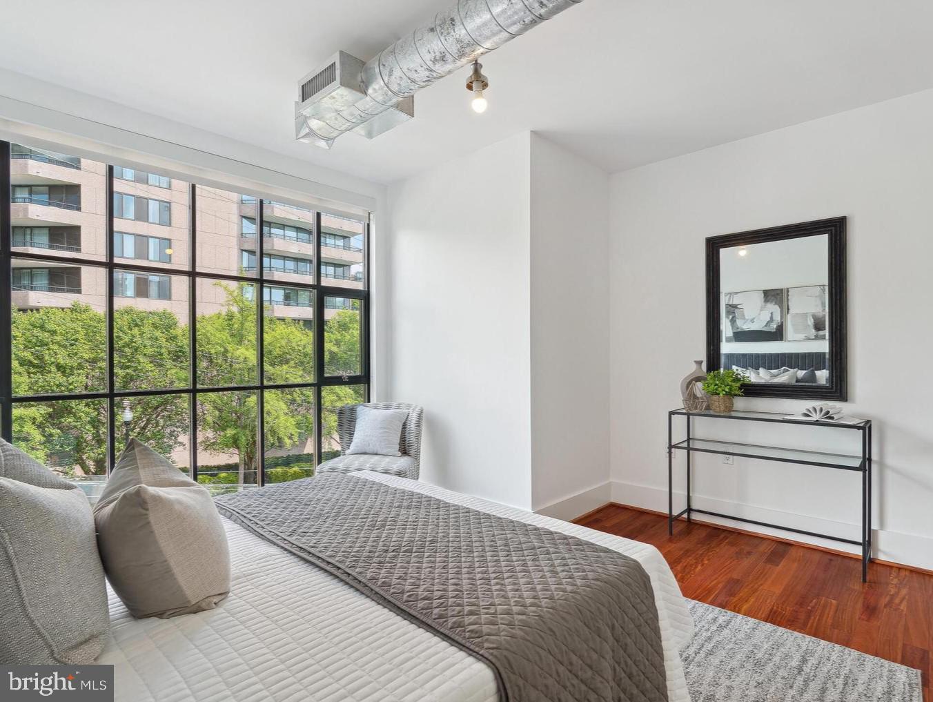 THE WOOSTER AND MERCER LOFTS - Residential