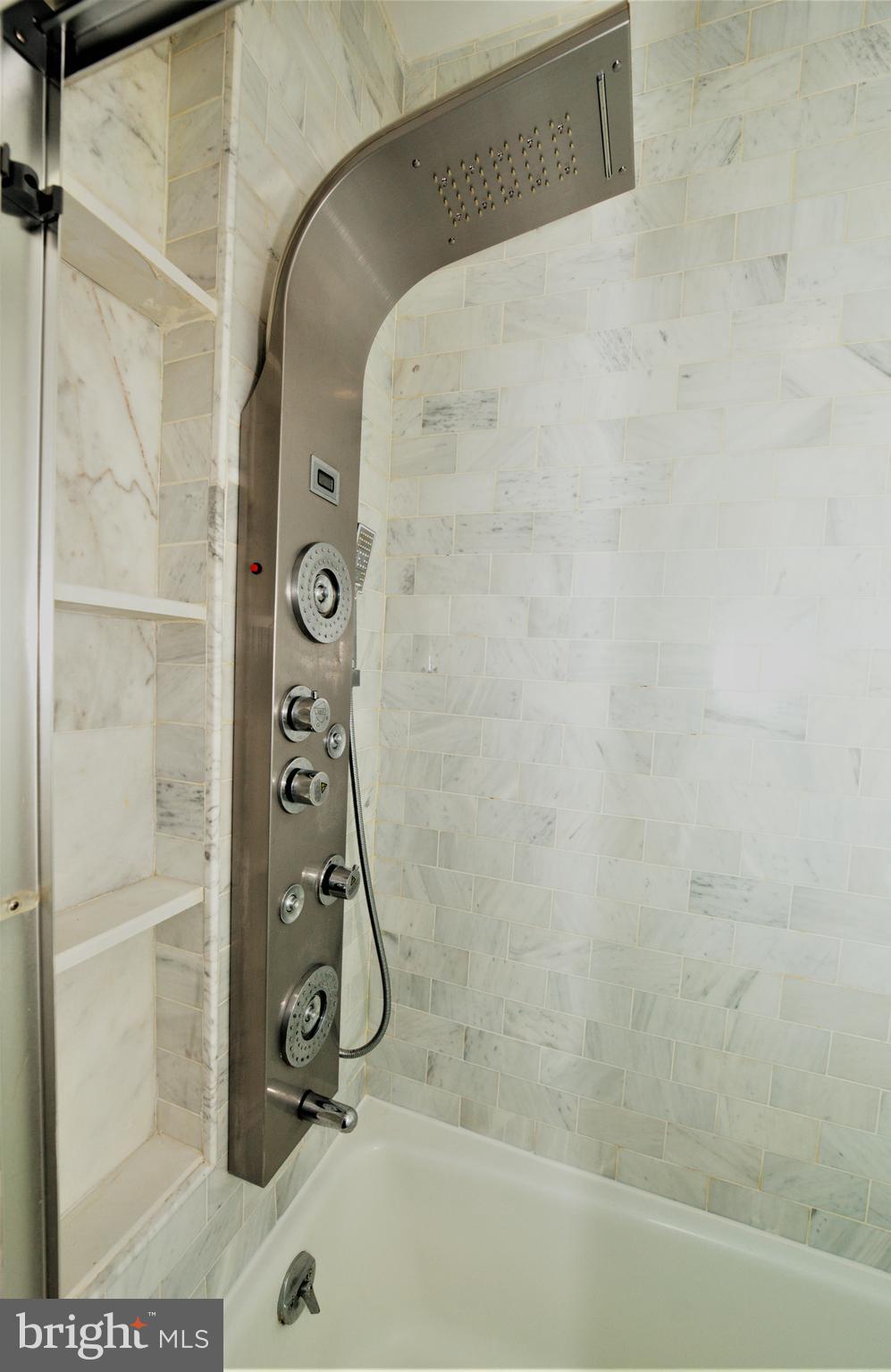 OLD CREEK ESTATES - Residential