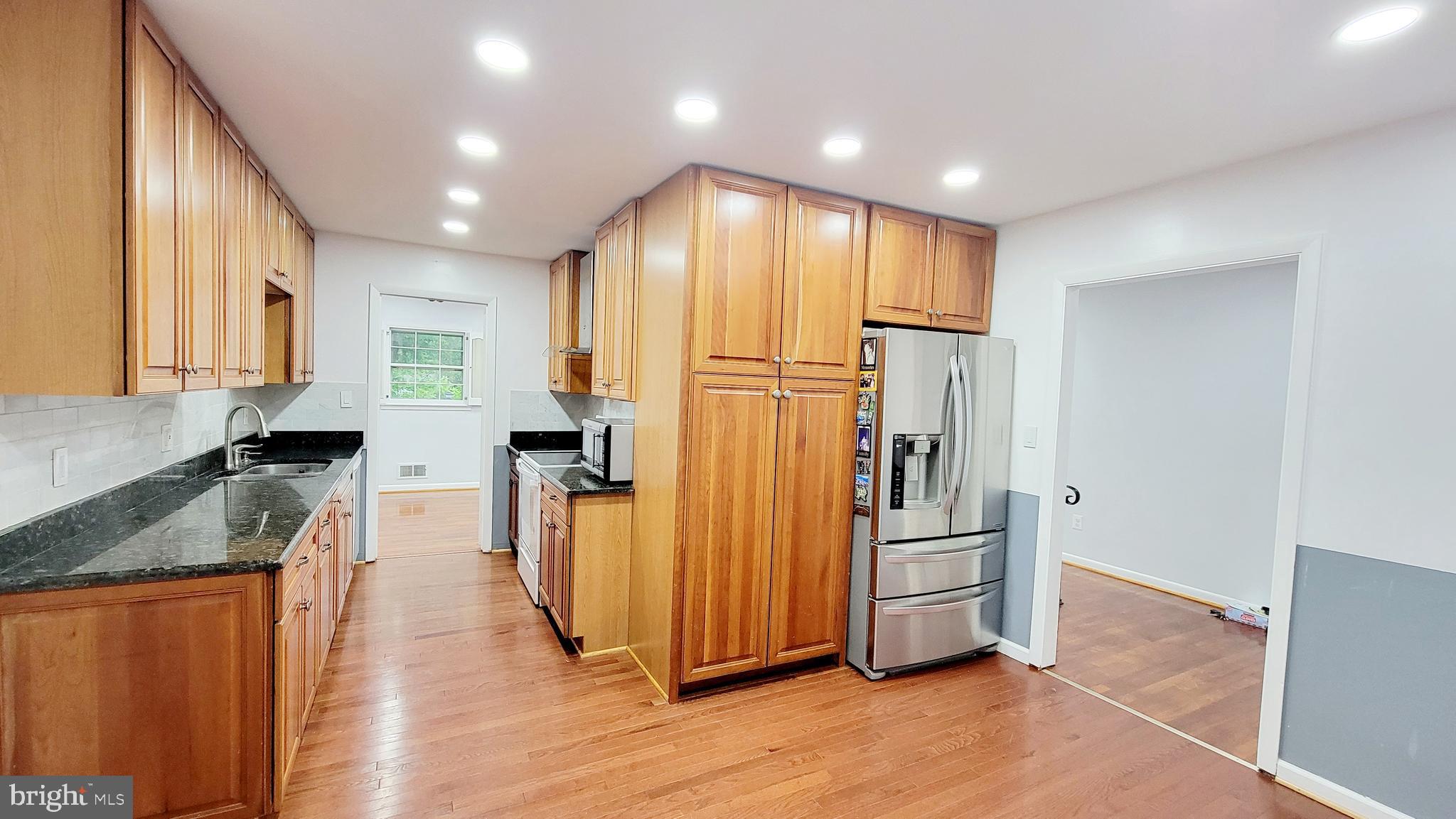 OLD CREEK ESTATES - Residential