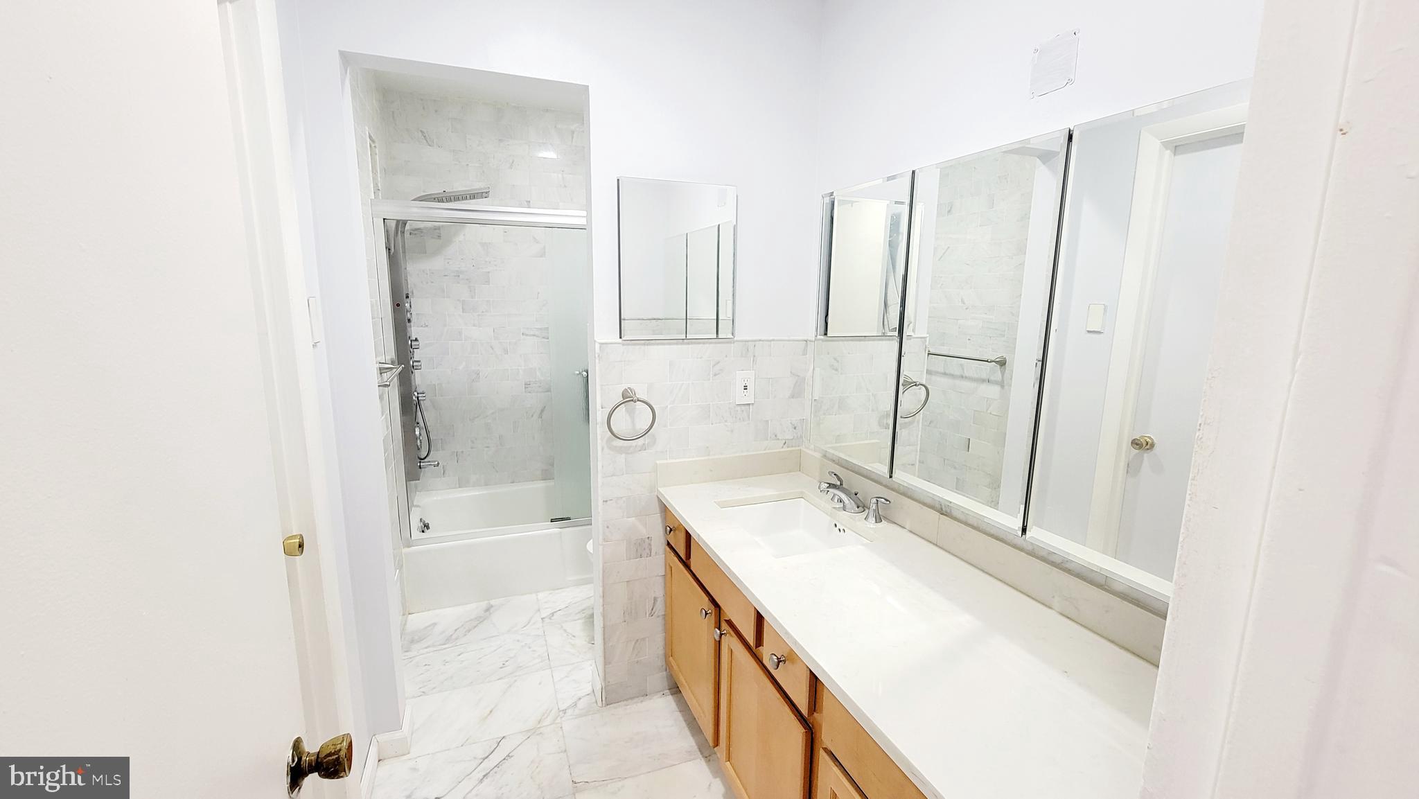 OLD CREEK ESTATES - Residential