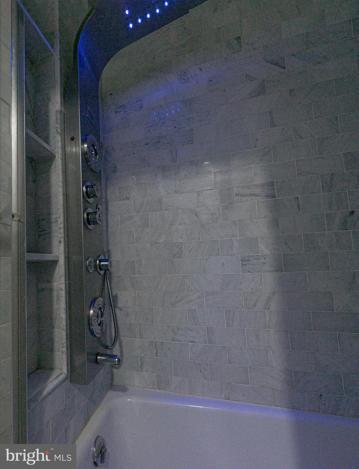 OLD CREEK ESTATES - Residential