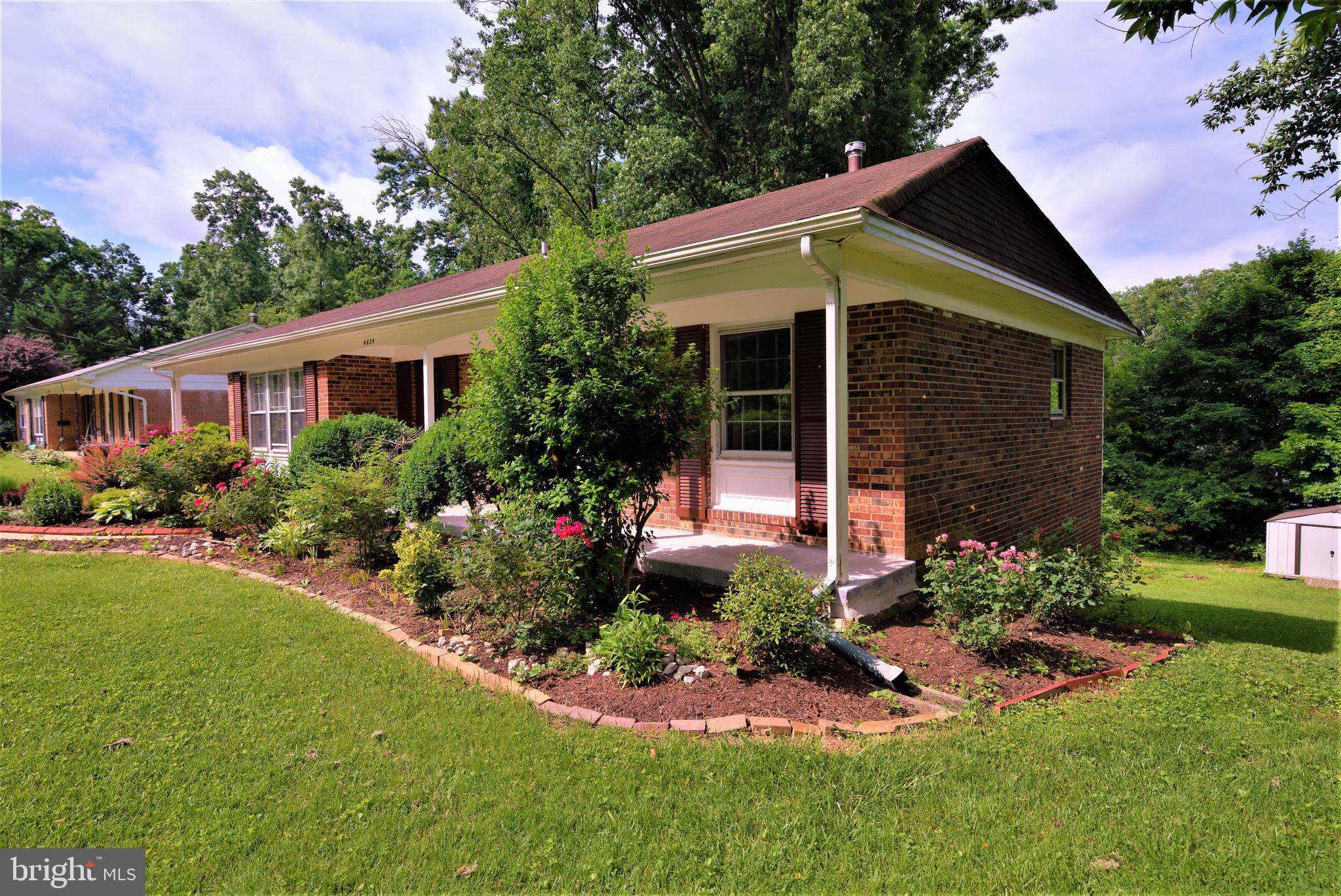 OLD CREEK ESTATES - Residential