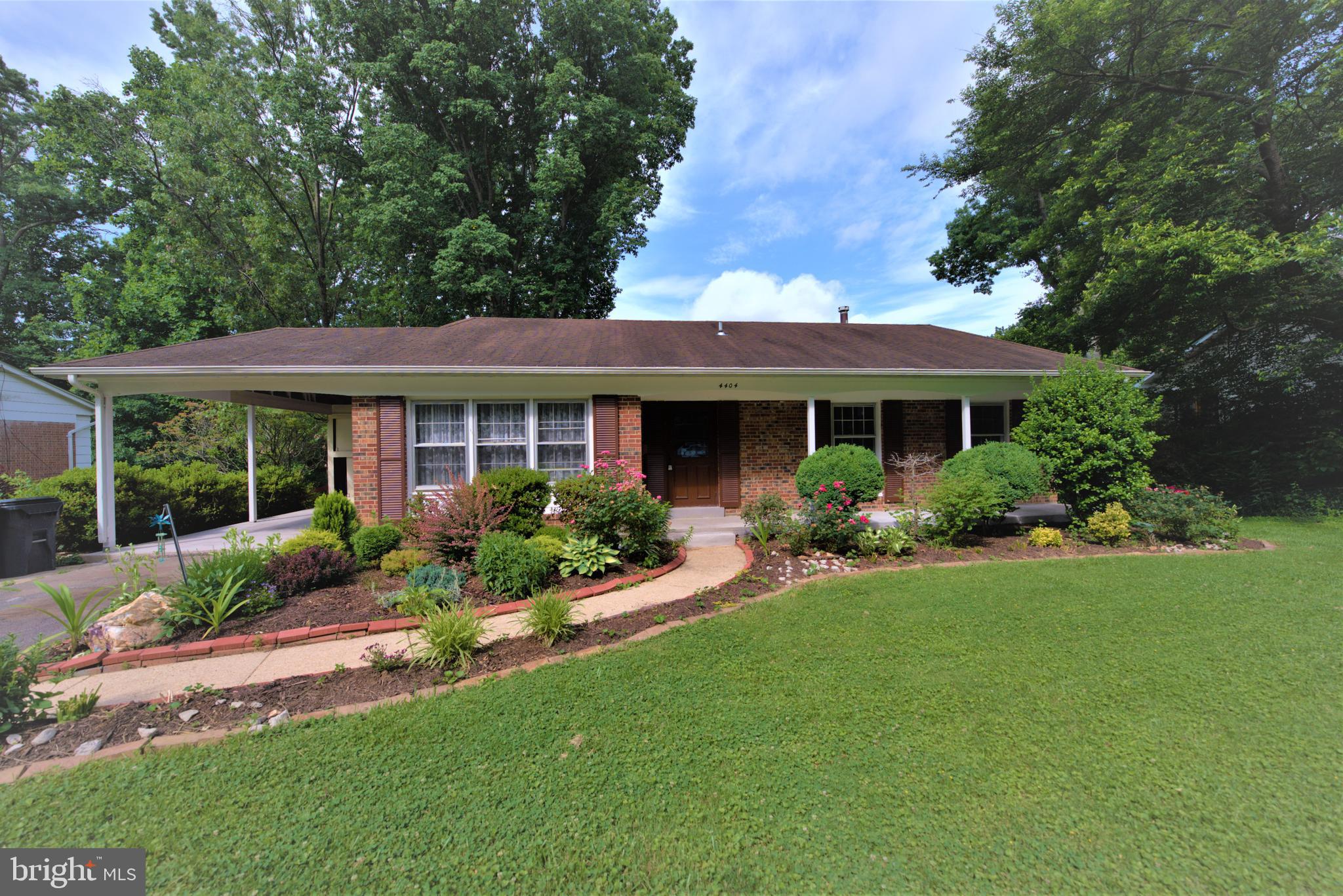 OLD CREEK ESTATES - Residential