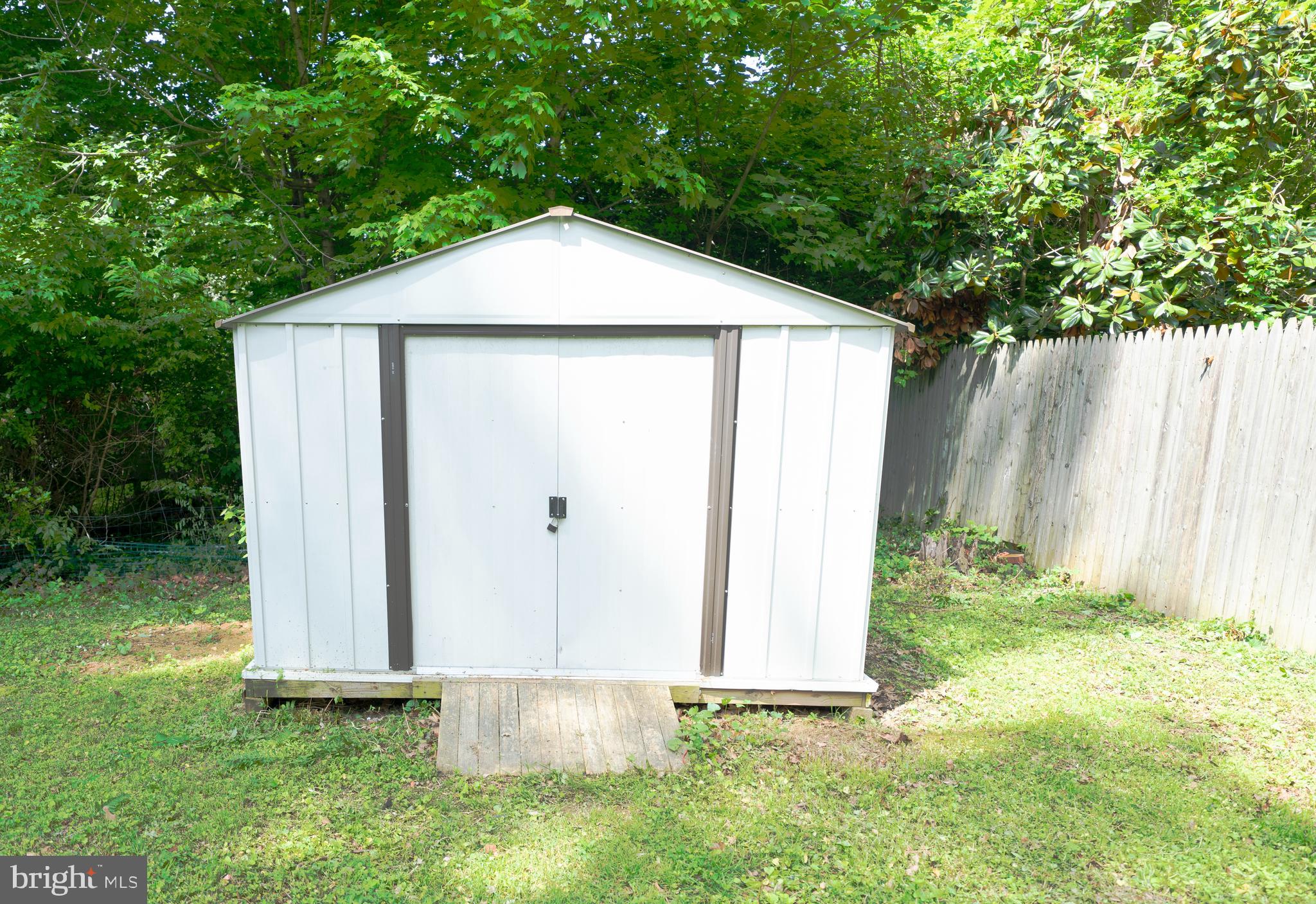 OLD CREEK ESTATES - Residential