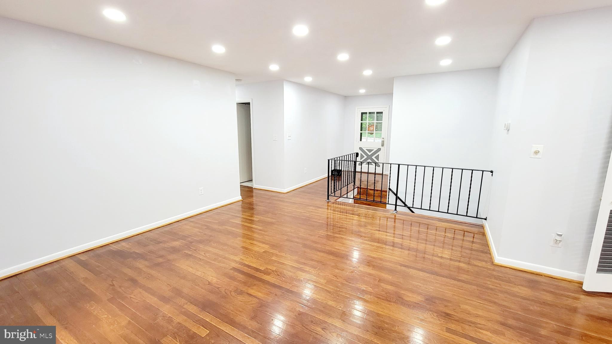 OLD CREEK ESTATES - Residential