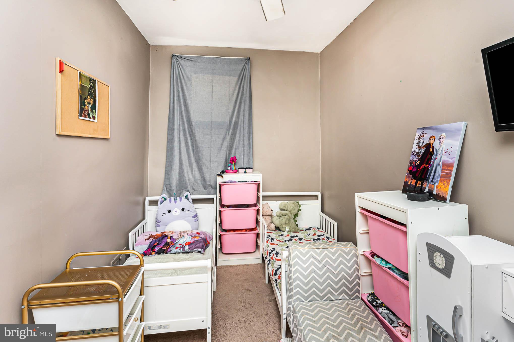 NORTH POINT VILLAGE - Residential