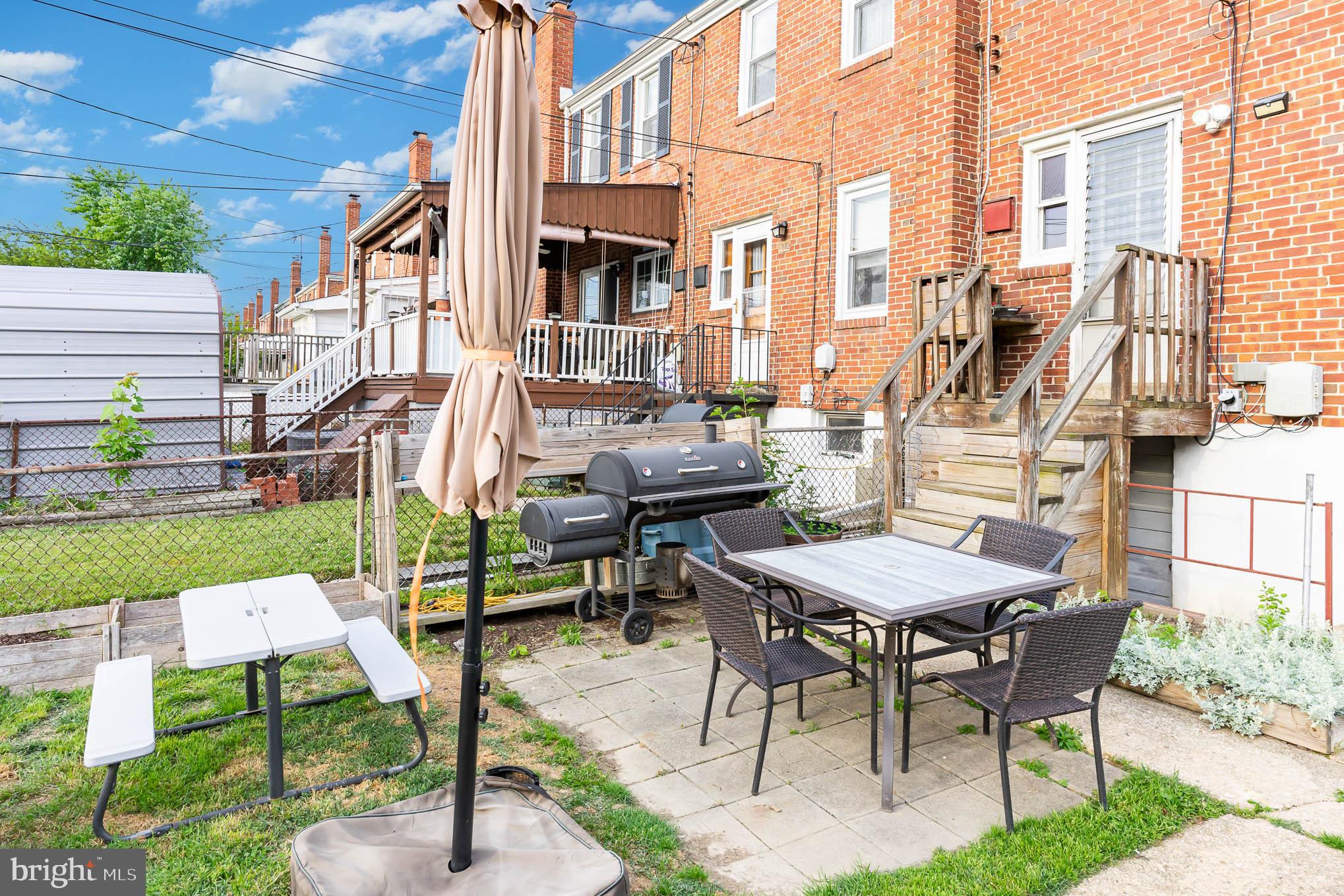 NORTH POINT VILLAGE - Residential