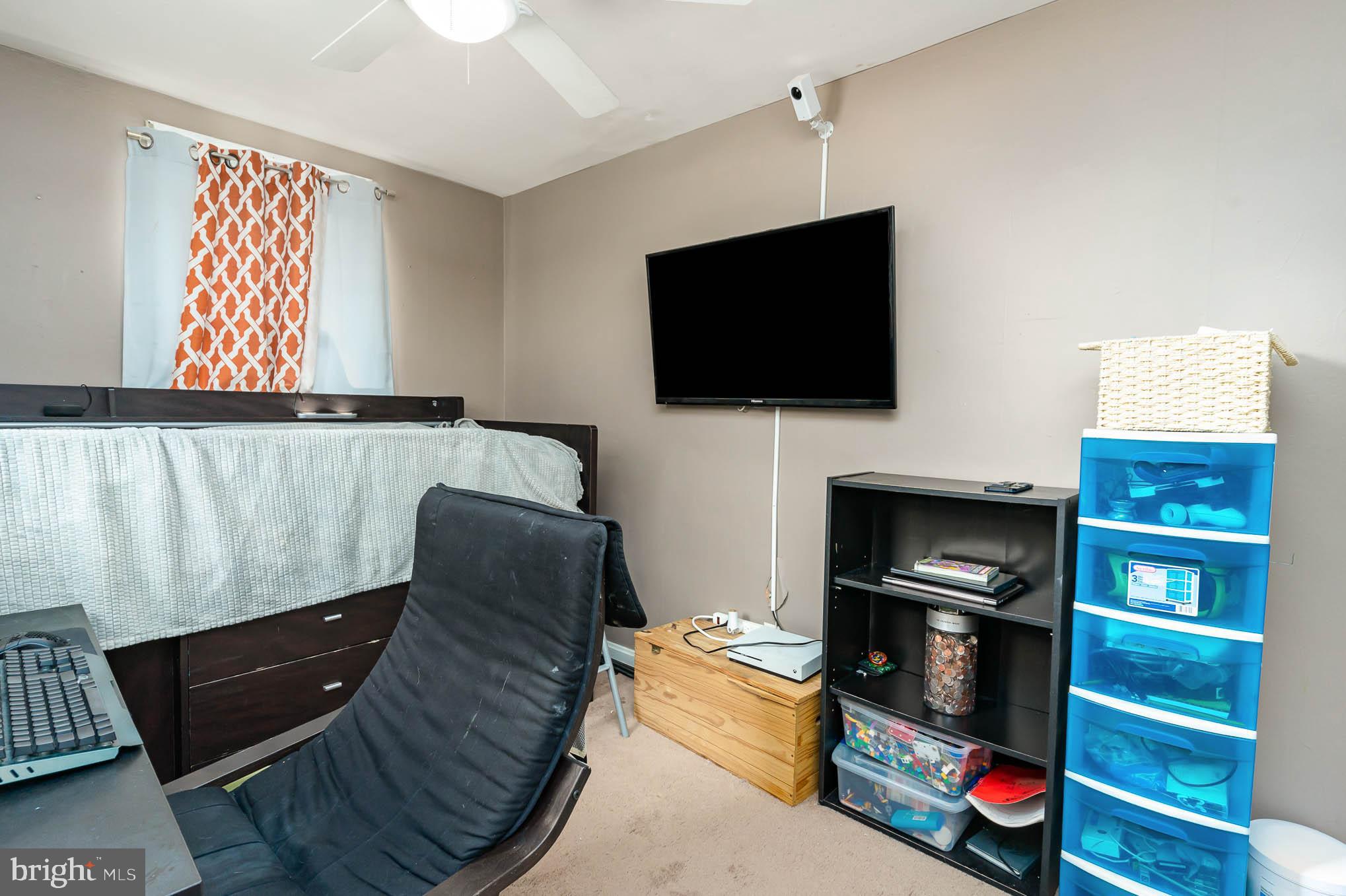 NORTH POINT VILLAGE - Residential