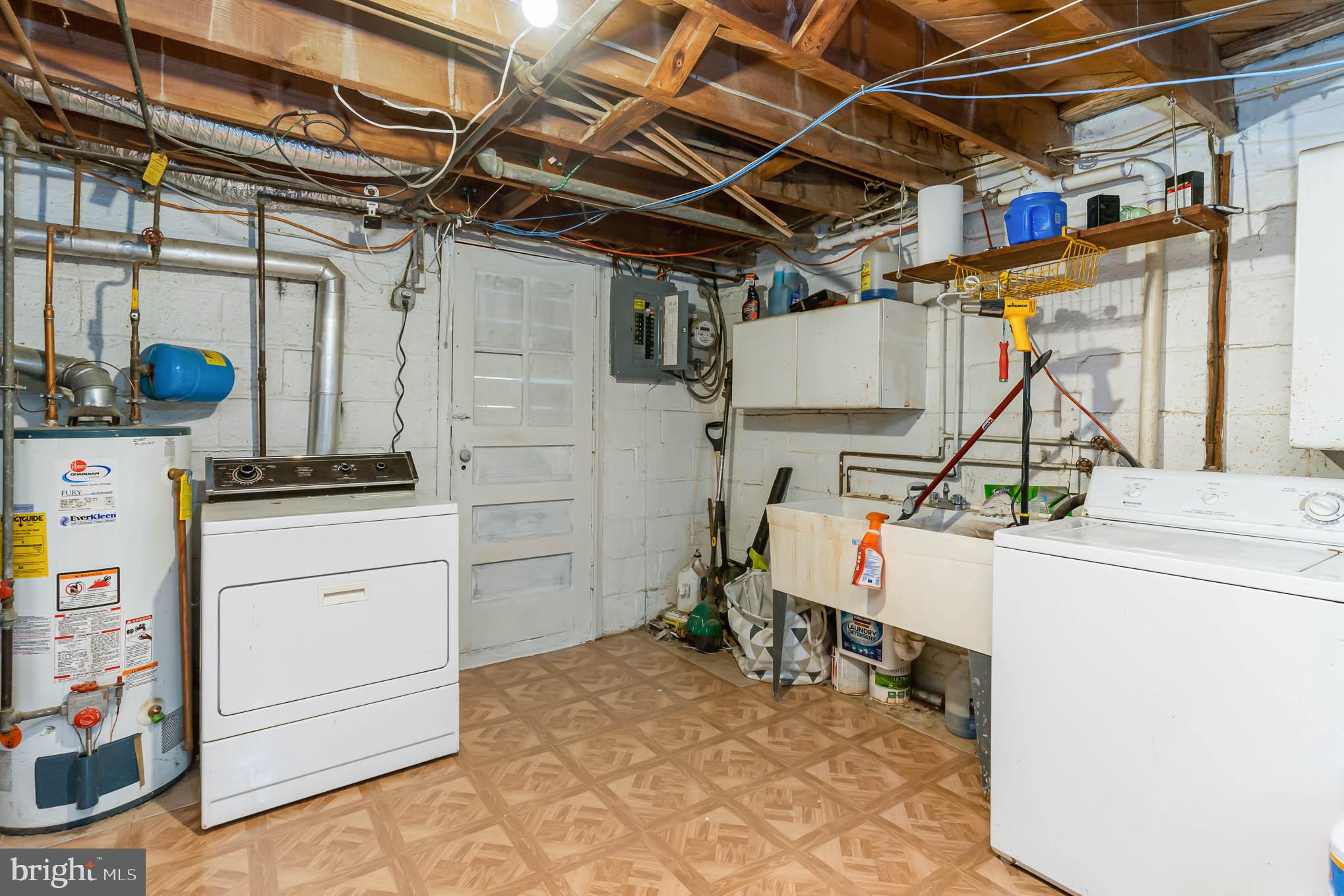 NORTH POINT VILLAGE - Residential