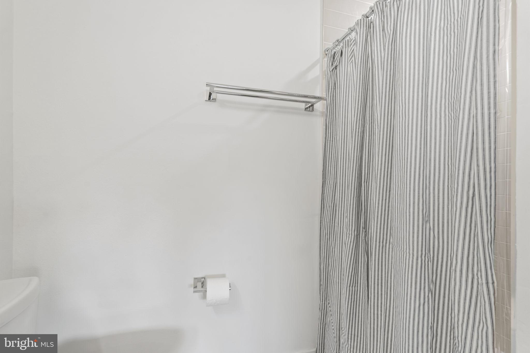 TAYLOR RUN - Residential Lease