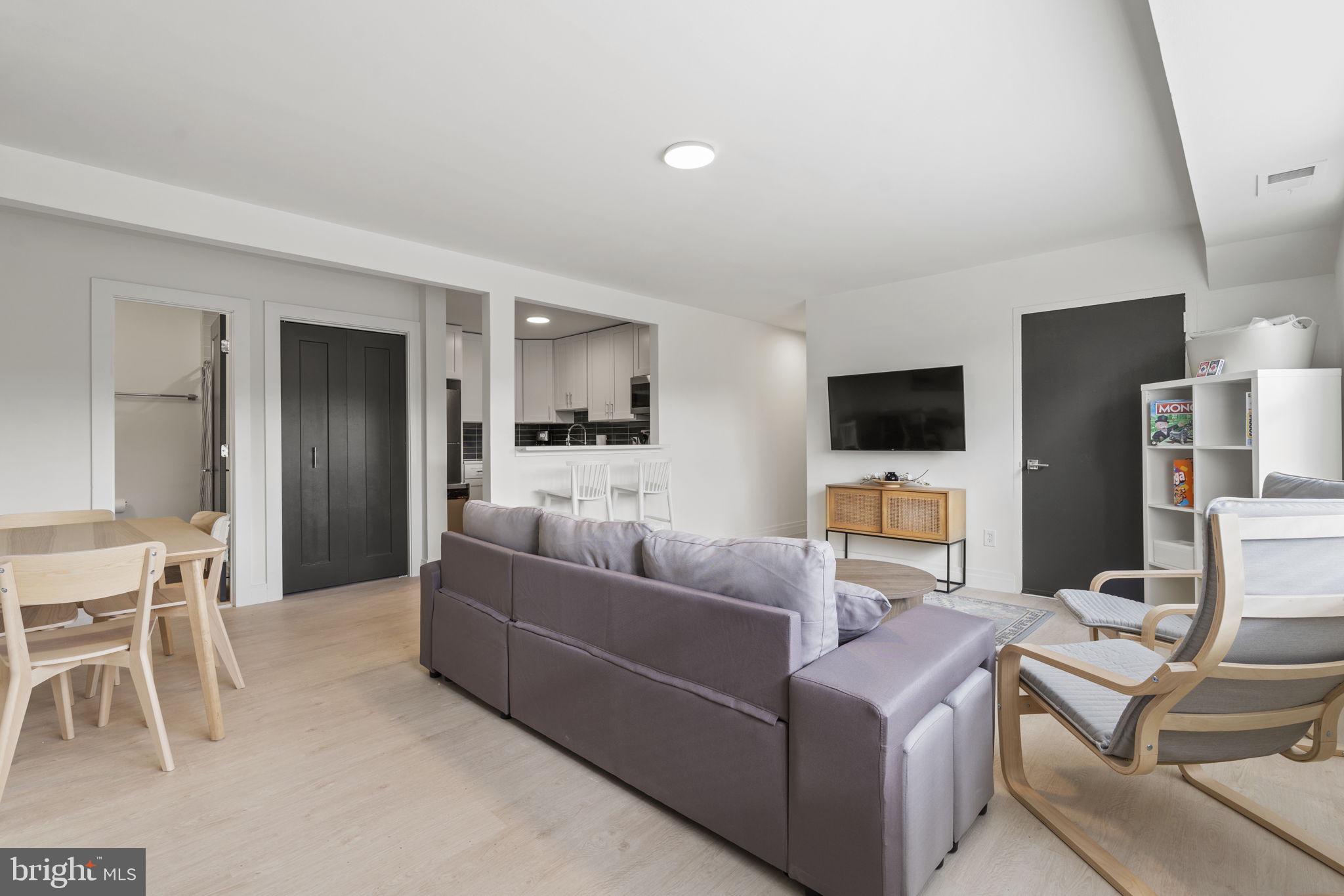 TAYLOR RUN - Residential Lease