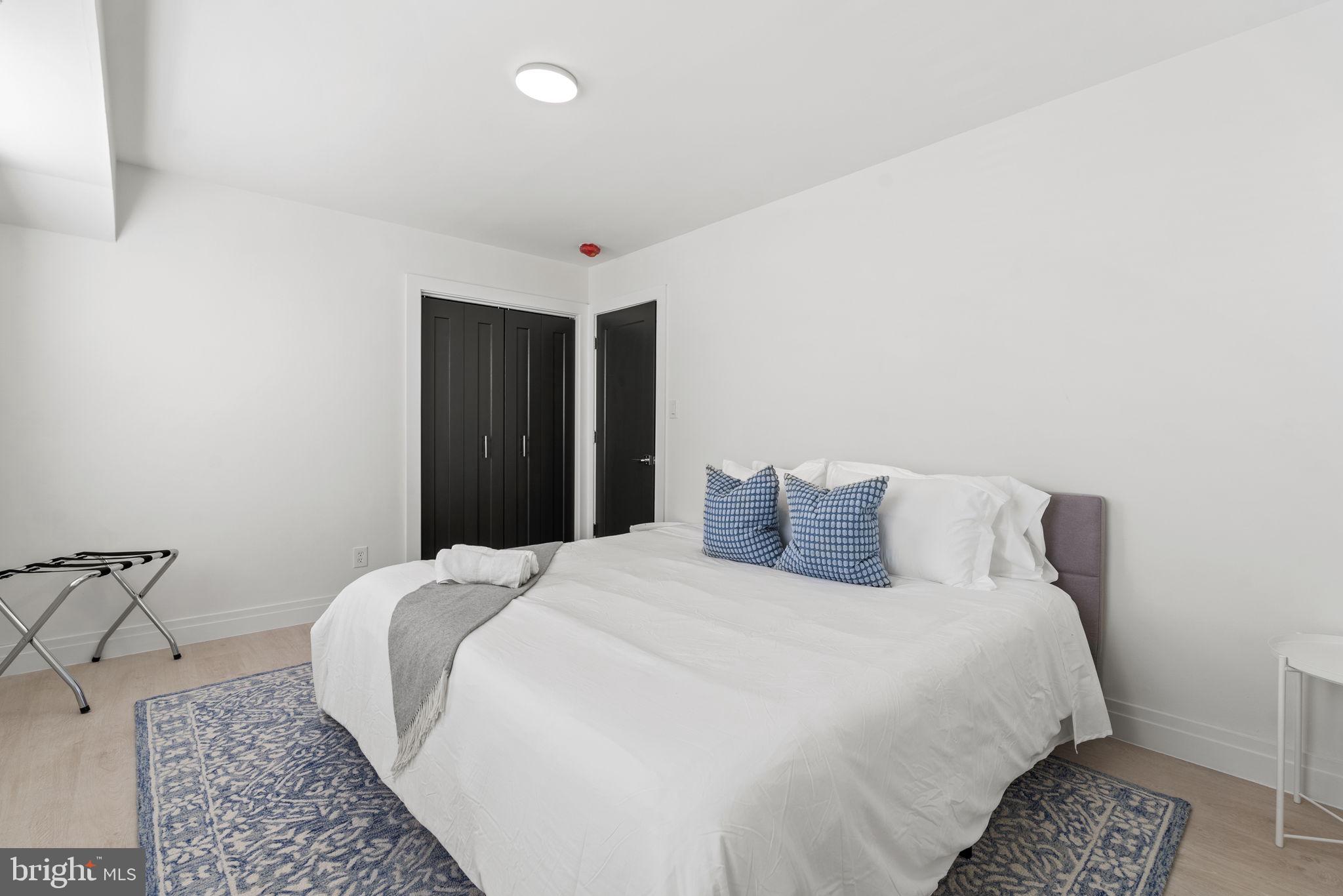 TAYLOR RUN - Residential Lease