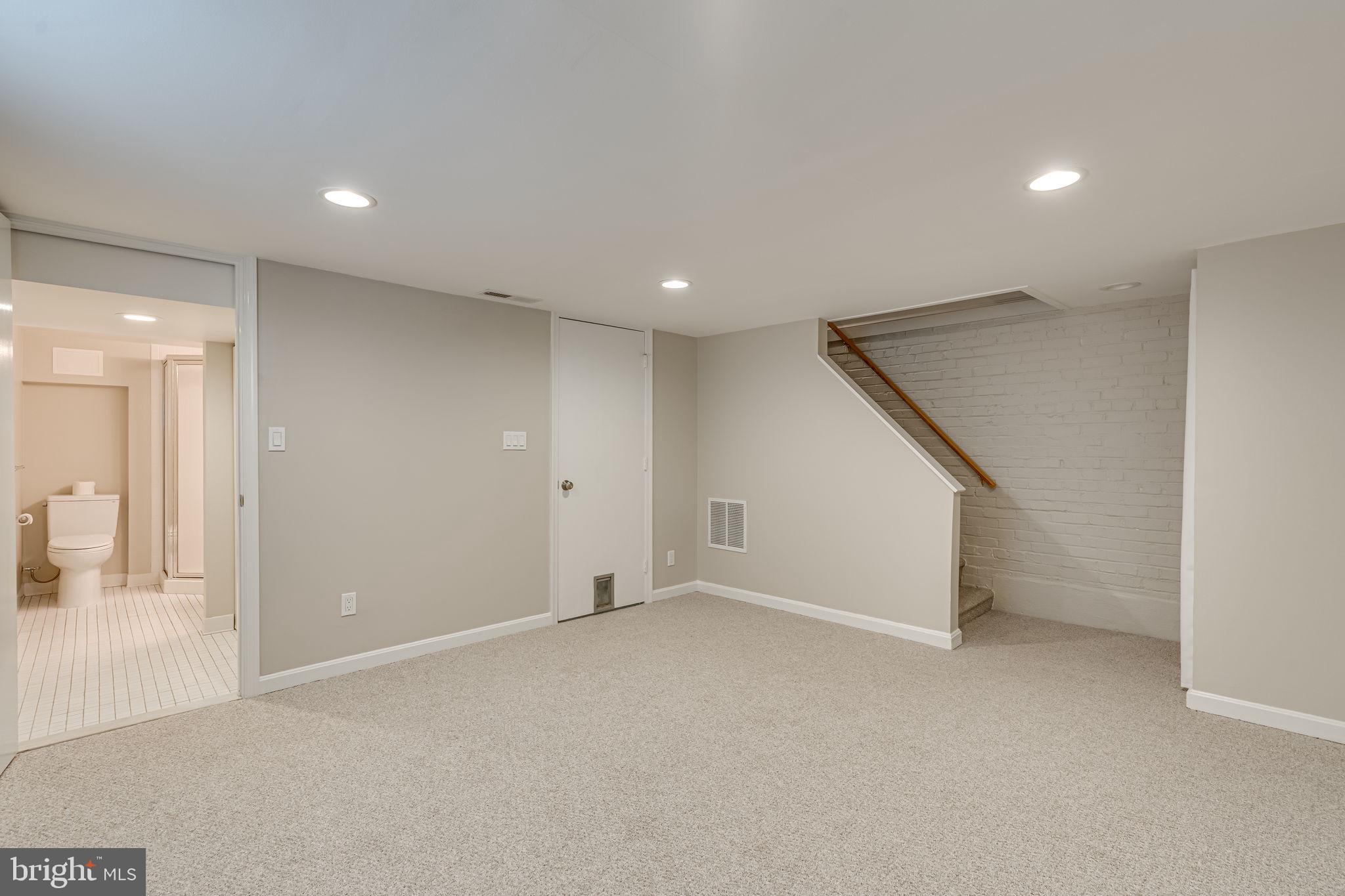 DEL RAY - Residential Lease