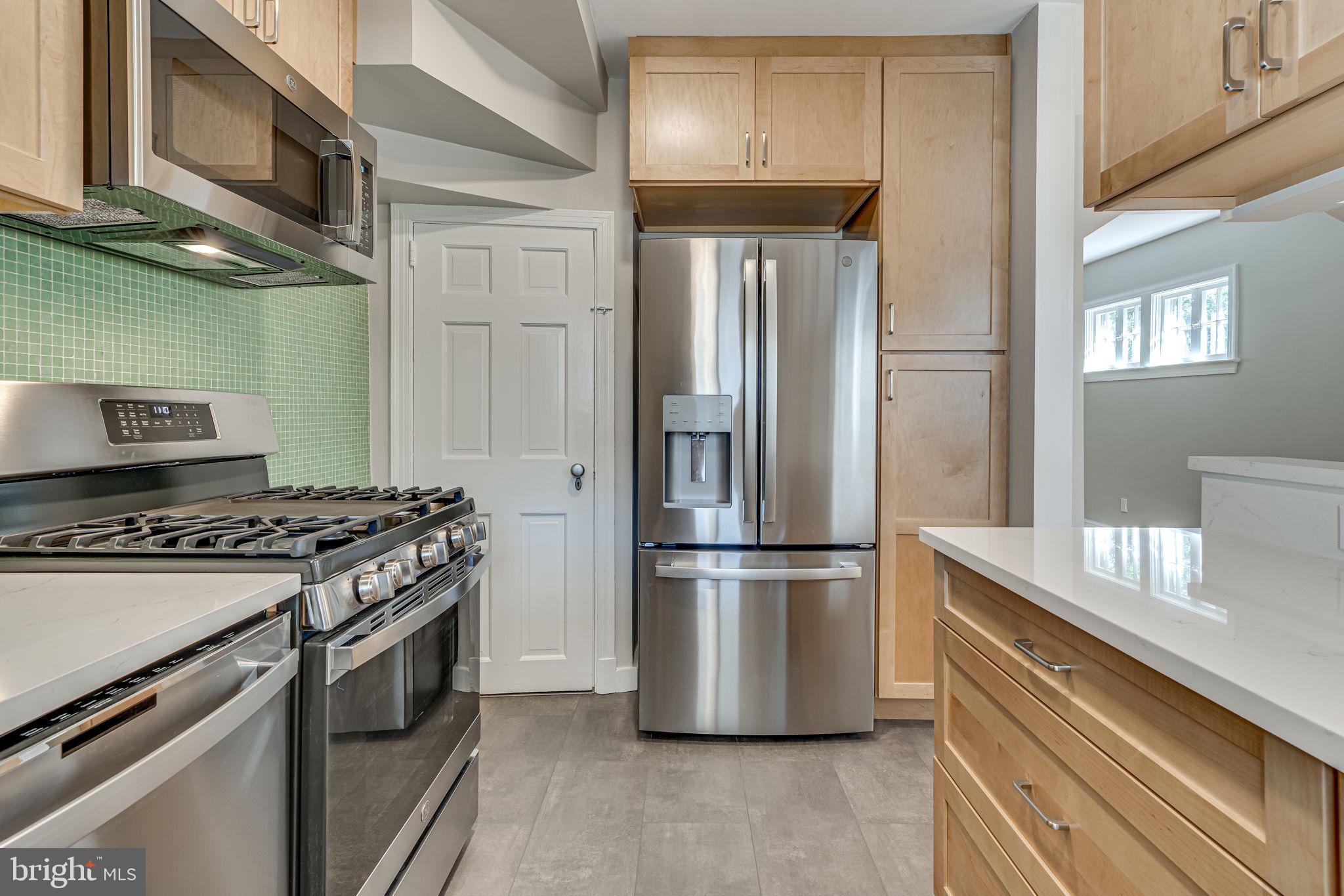 DEL RAY - Residential Lease