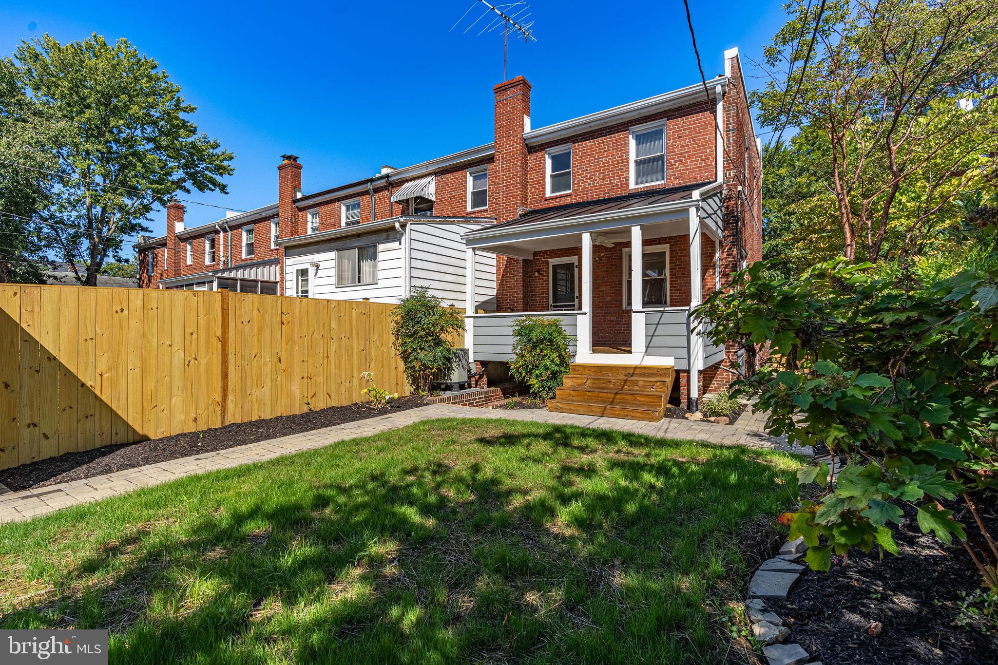 DEL RAY - Residential Lease