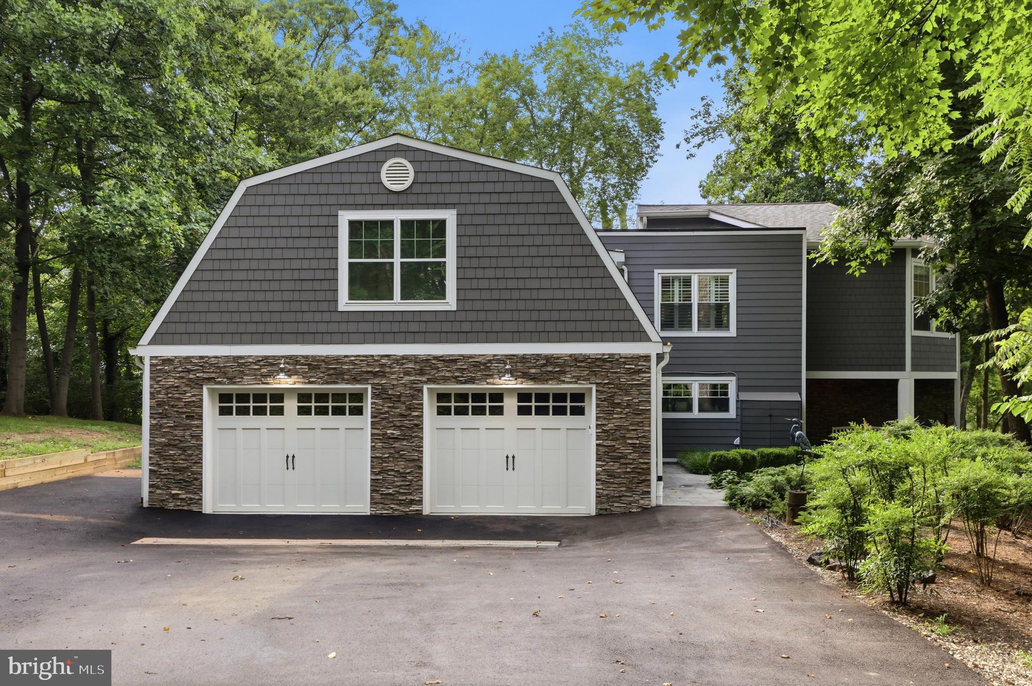 130 ARUNDEL BEACH ROAD