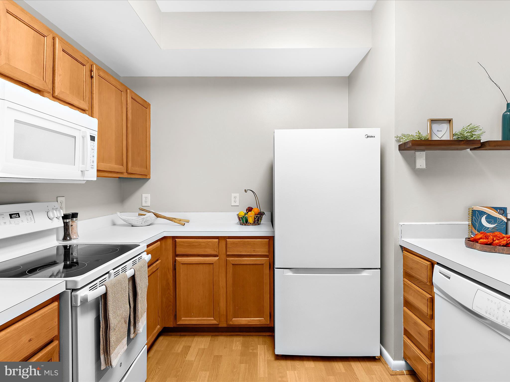 ANNAPOLIS OVERLOOK - Residential