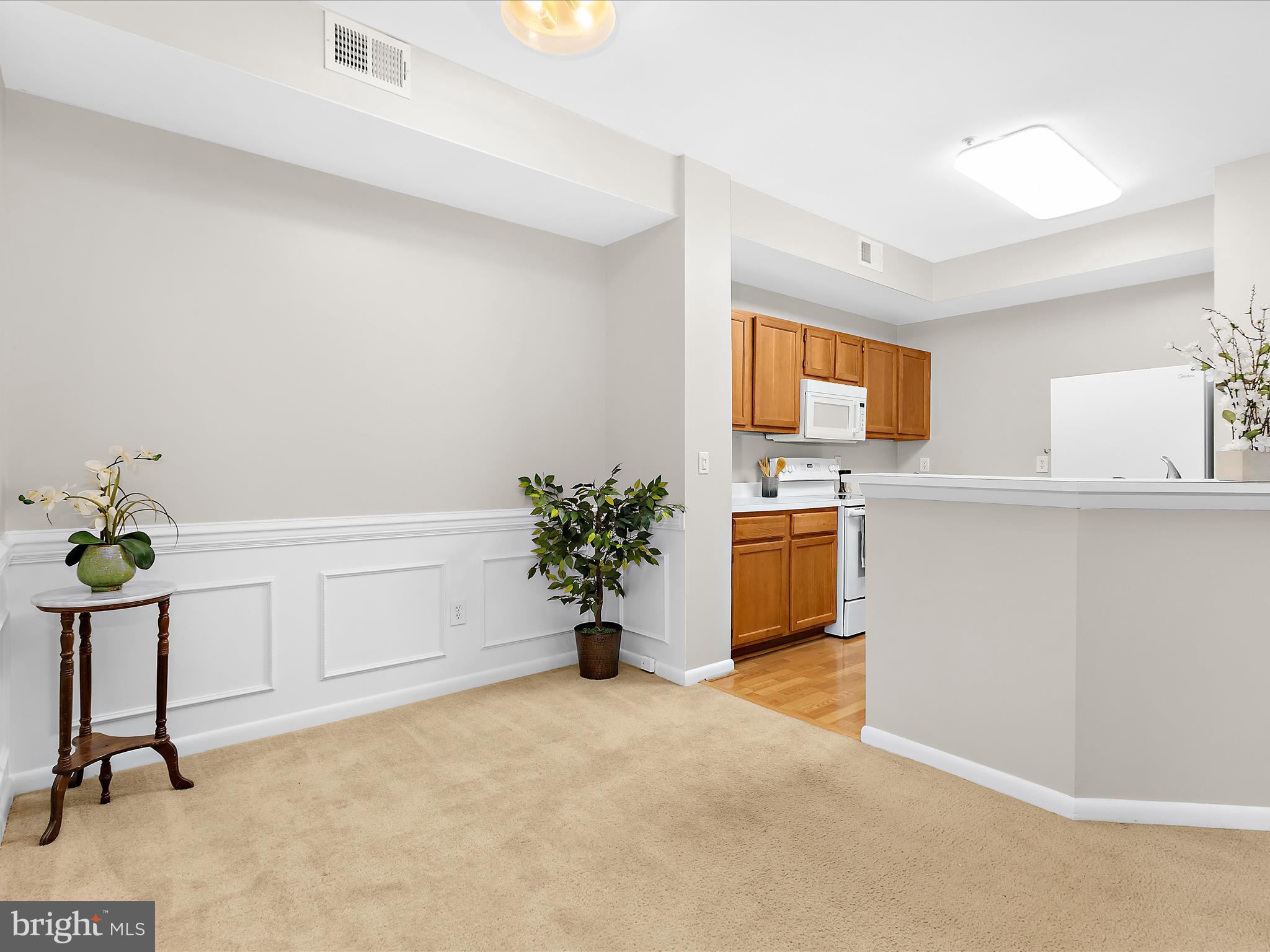 ANNAPOLIS OVERLOOK - Residential