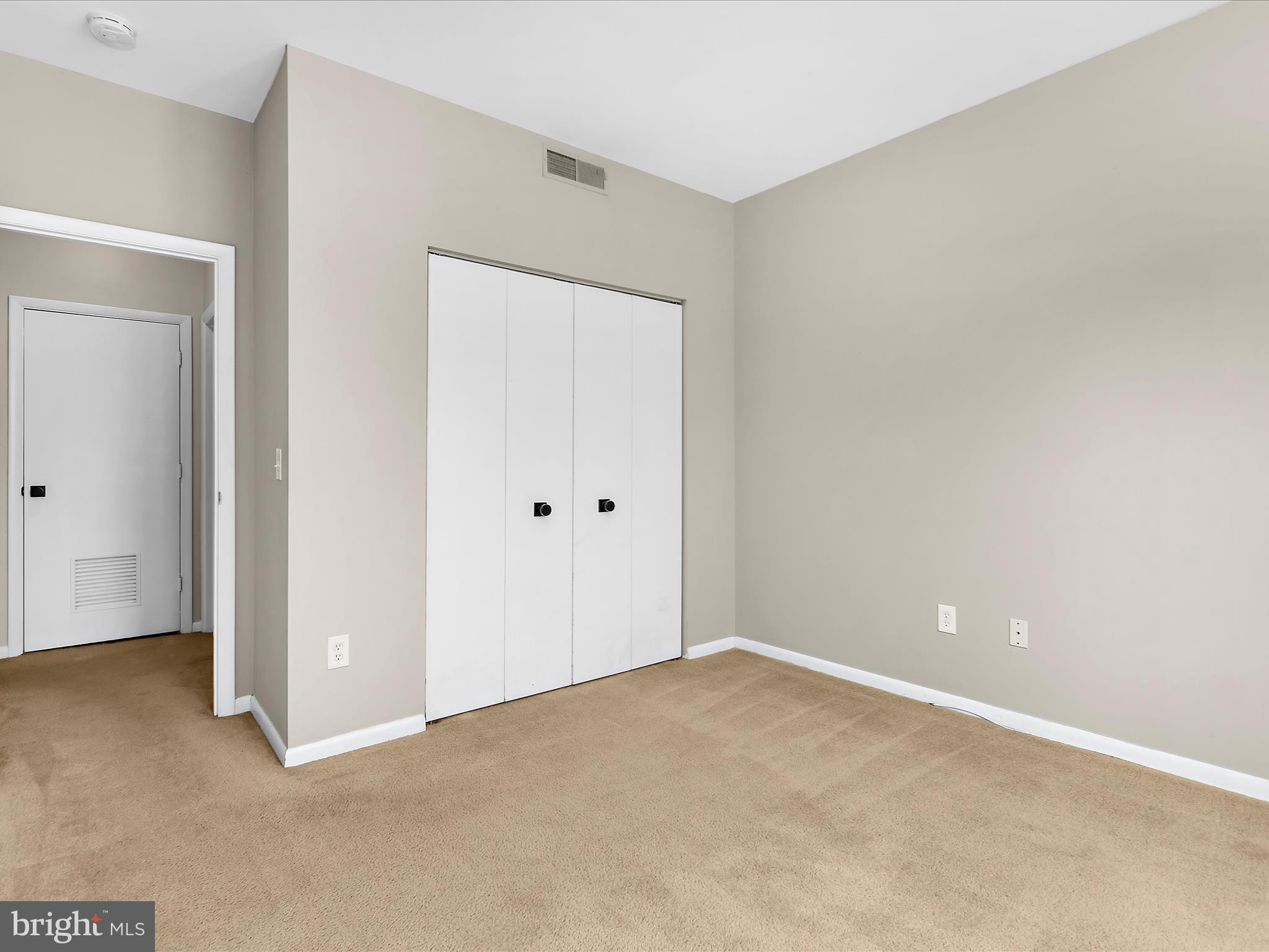 ANNAPOLIS OVERLOOK - Residential