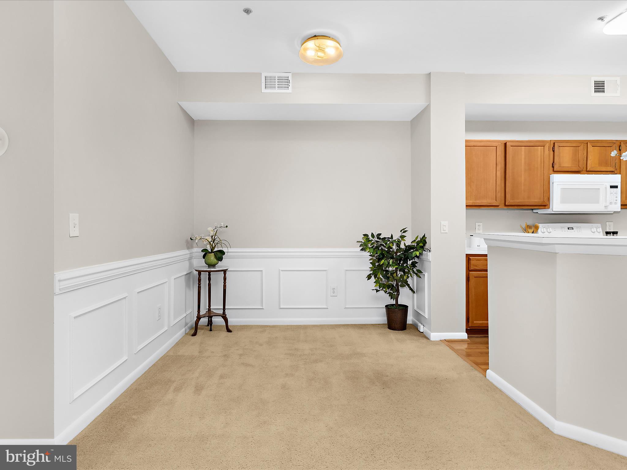 ANNAPOLIS OVERLOOK - Residential