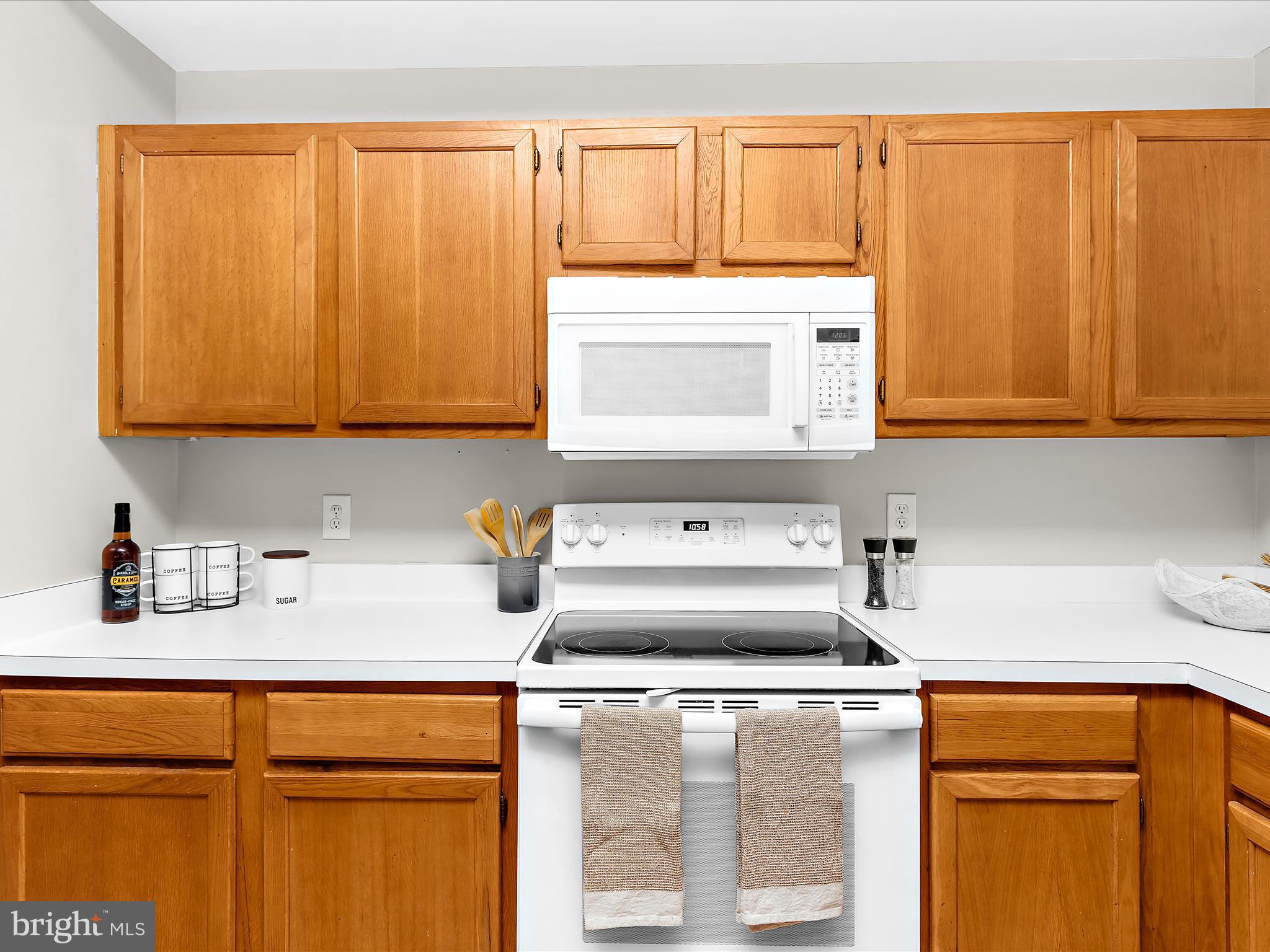 ANNAPOLIS OVERLOOK - Residential