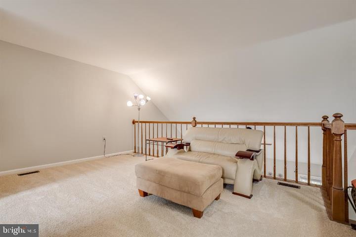 ASHBURN FARM - Residential Lease