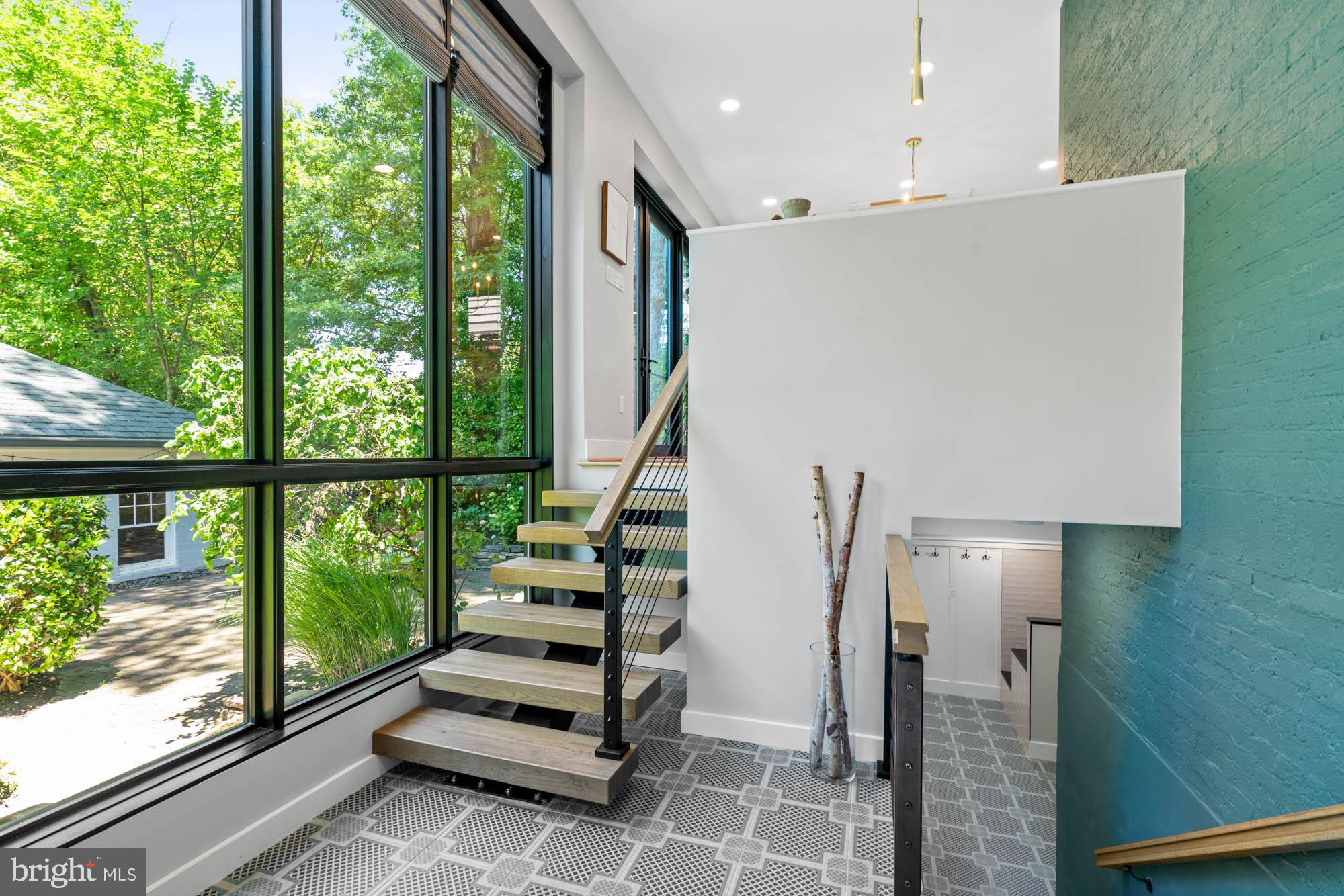 CHEVY CHASE VILLAGE - Residential