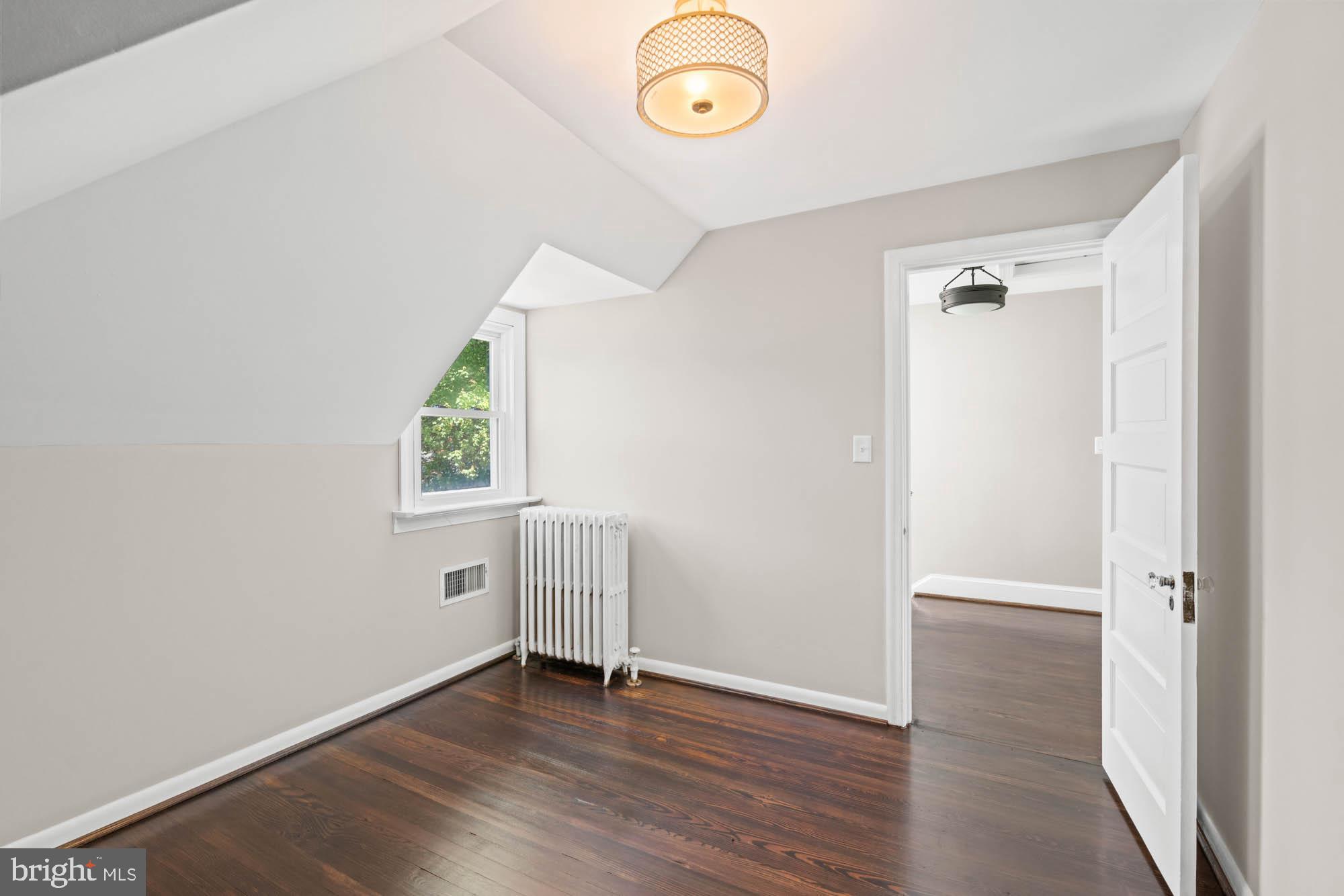 CHEVY CHASE VILLAGE - Residential