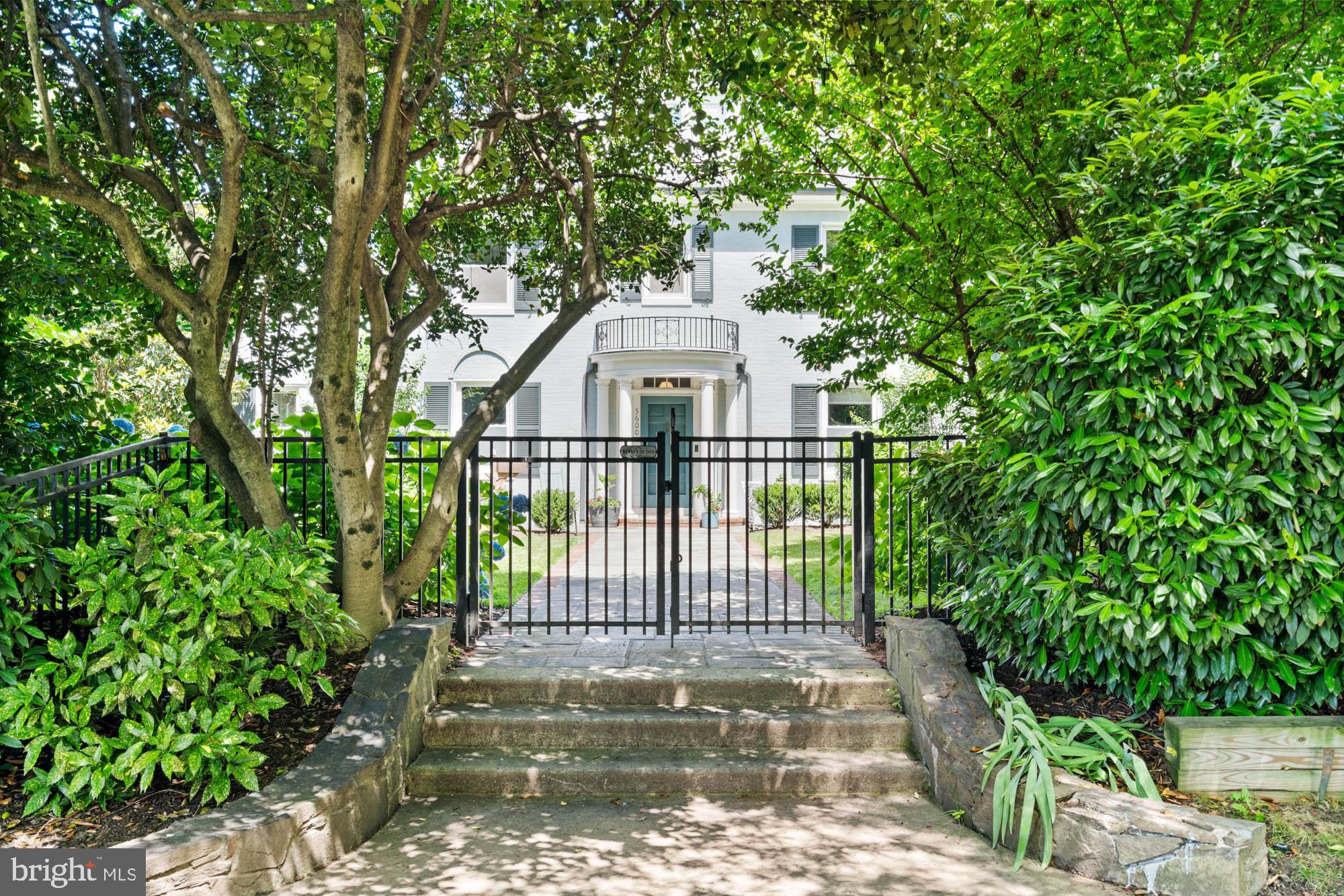 CHEVY CHASE VILLAGE - Residential