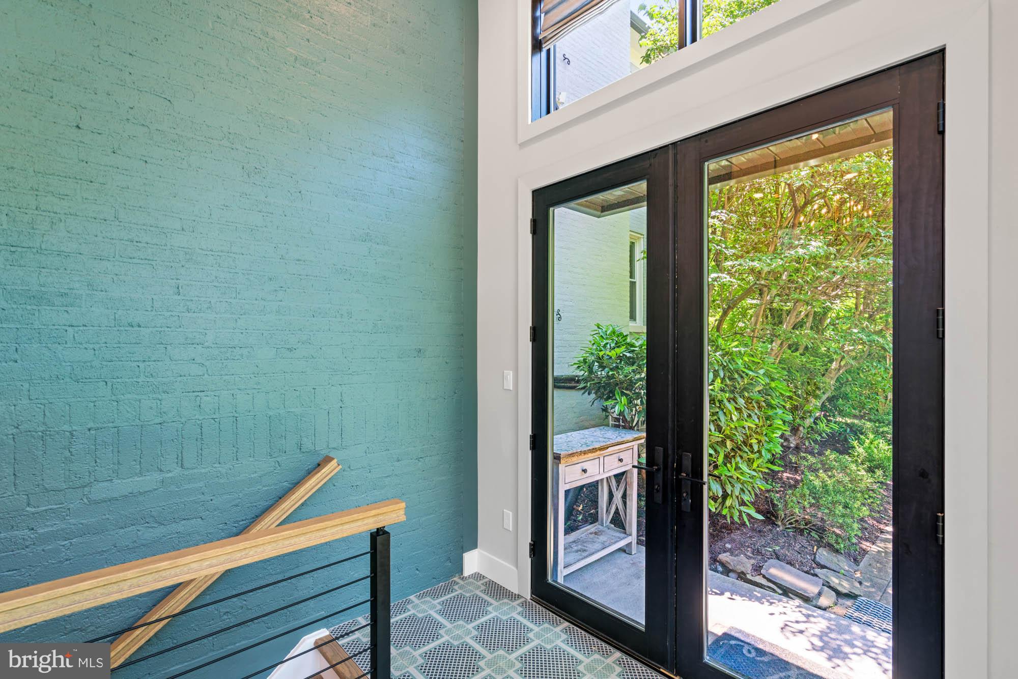 CHEVY CHASE VILLAGE - Residential