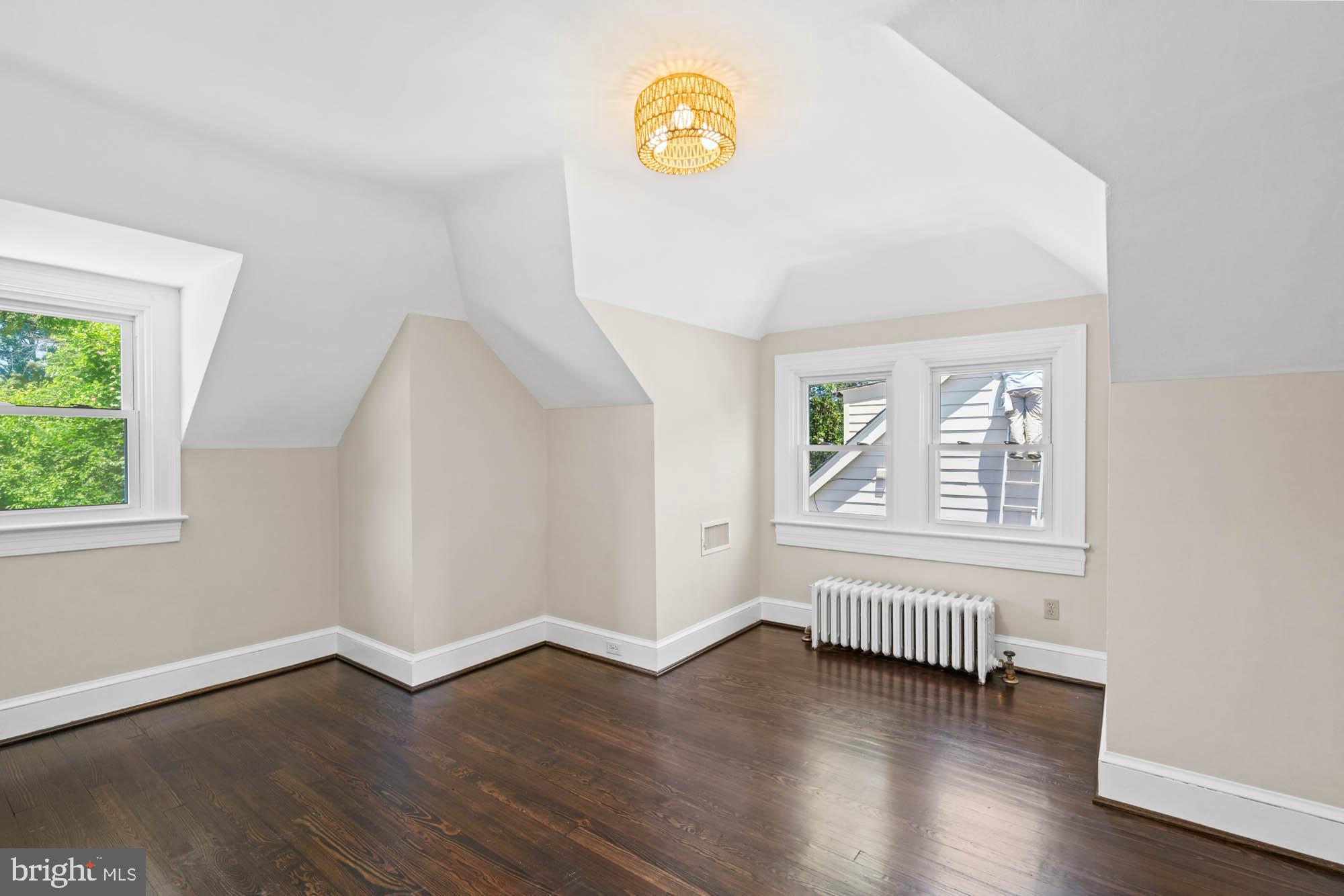 CHEVY CHASE VILLAGE - Residential