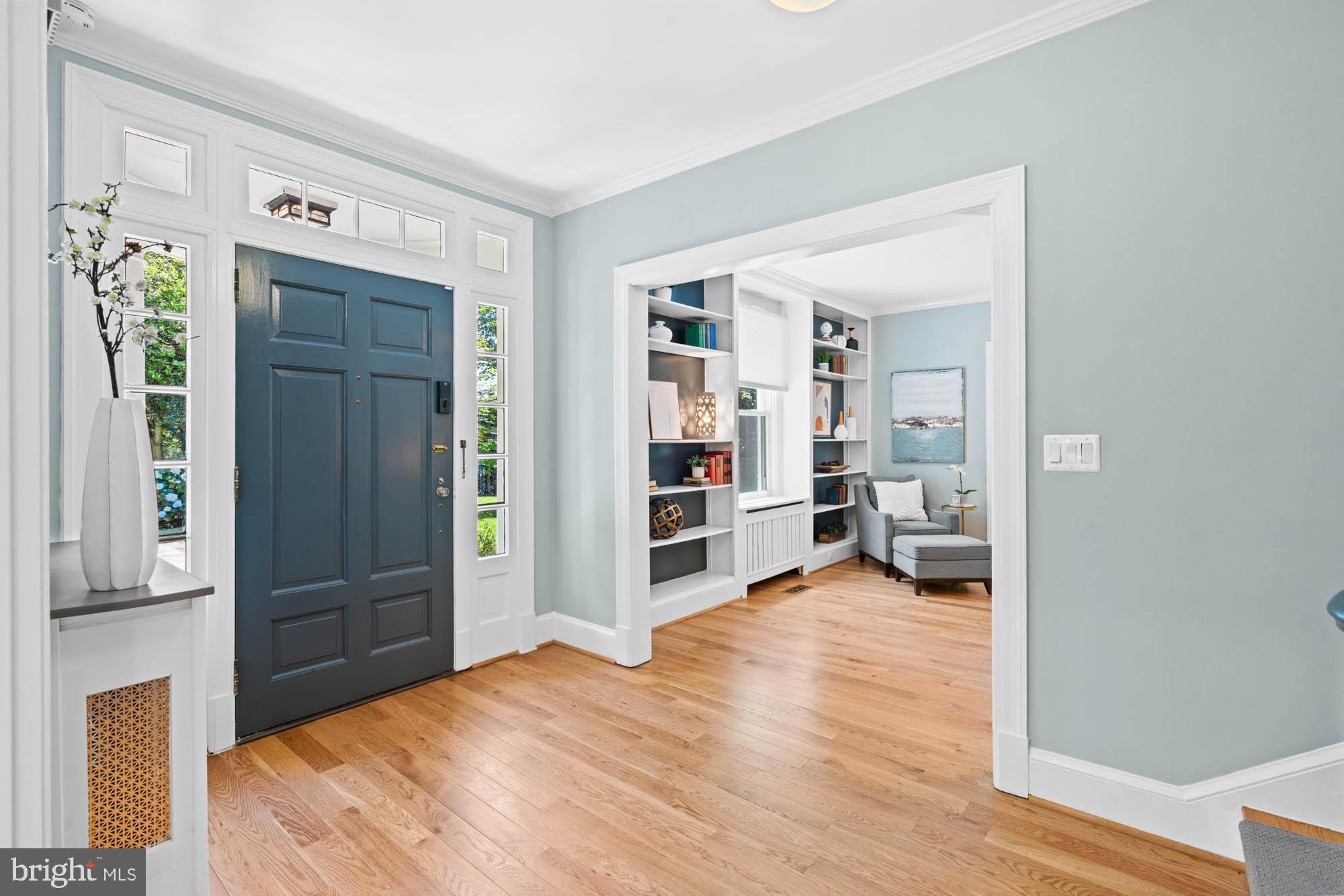 CHEVY CHASE VILLAGE - Residential