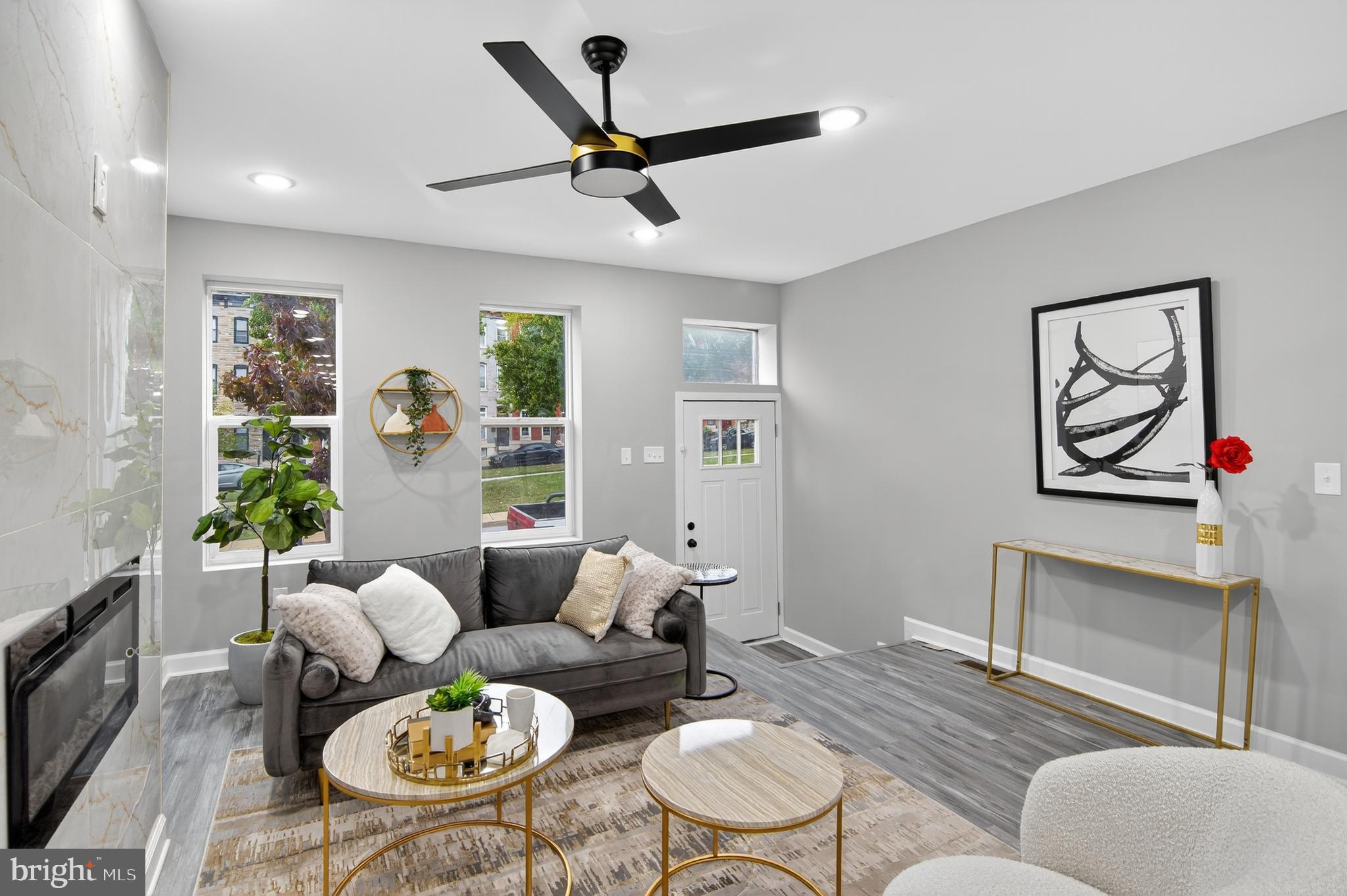 BROADWAY EAST - Residential
