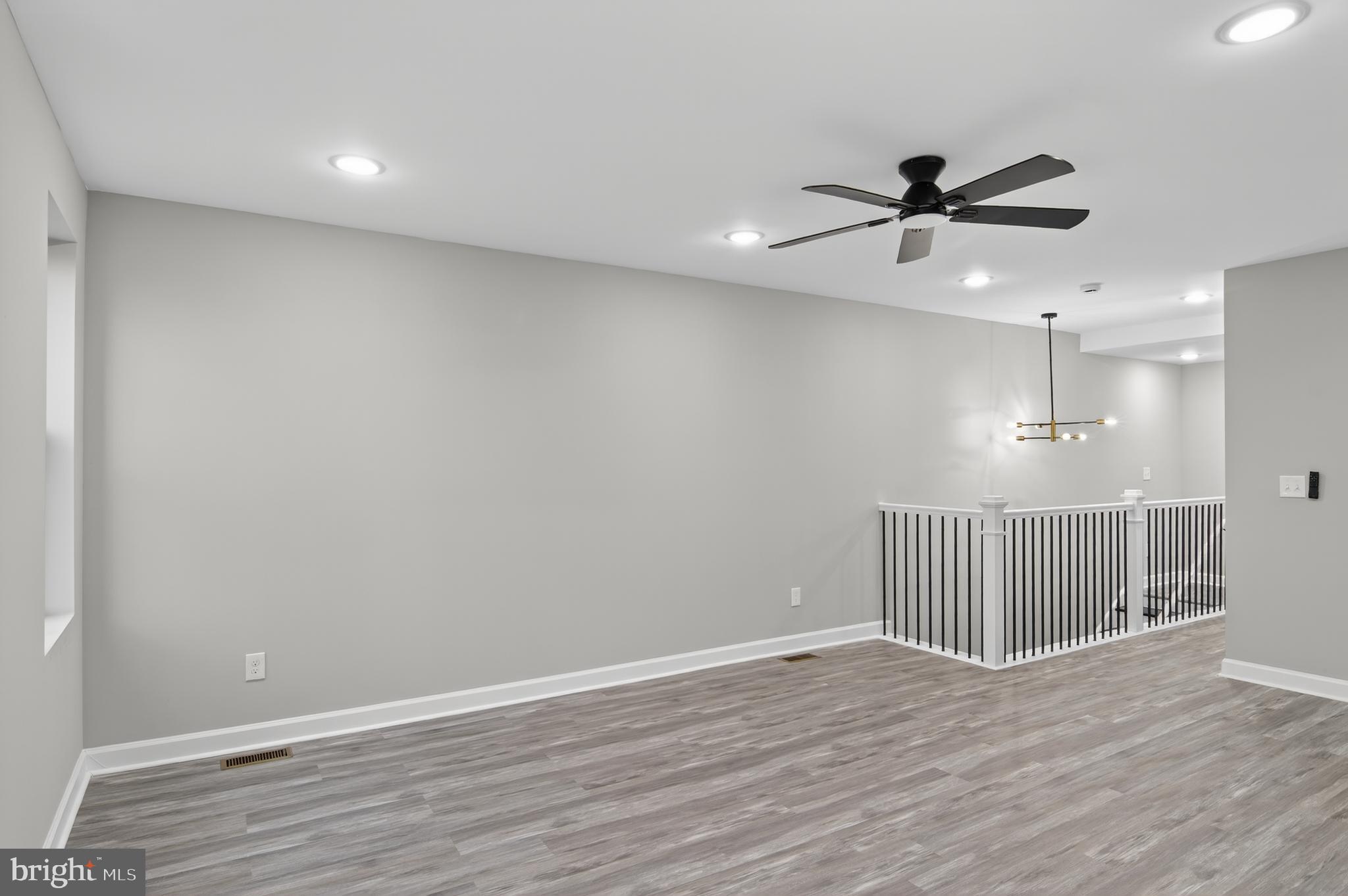 BROADWAY EAST - Residential