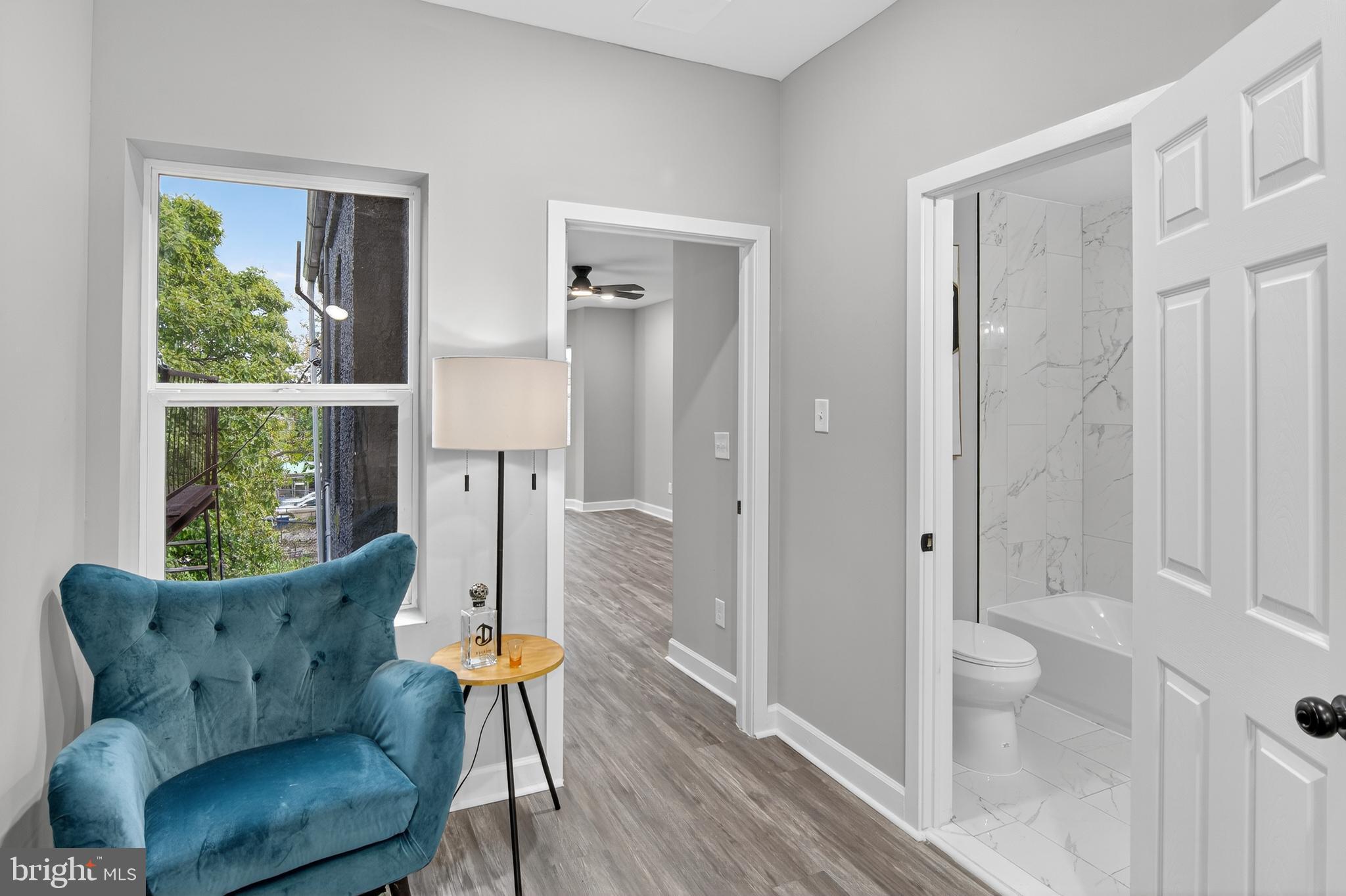BROADWAY EAST - Residential